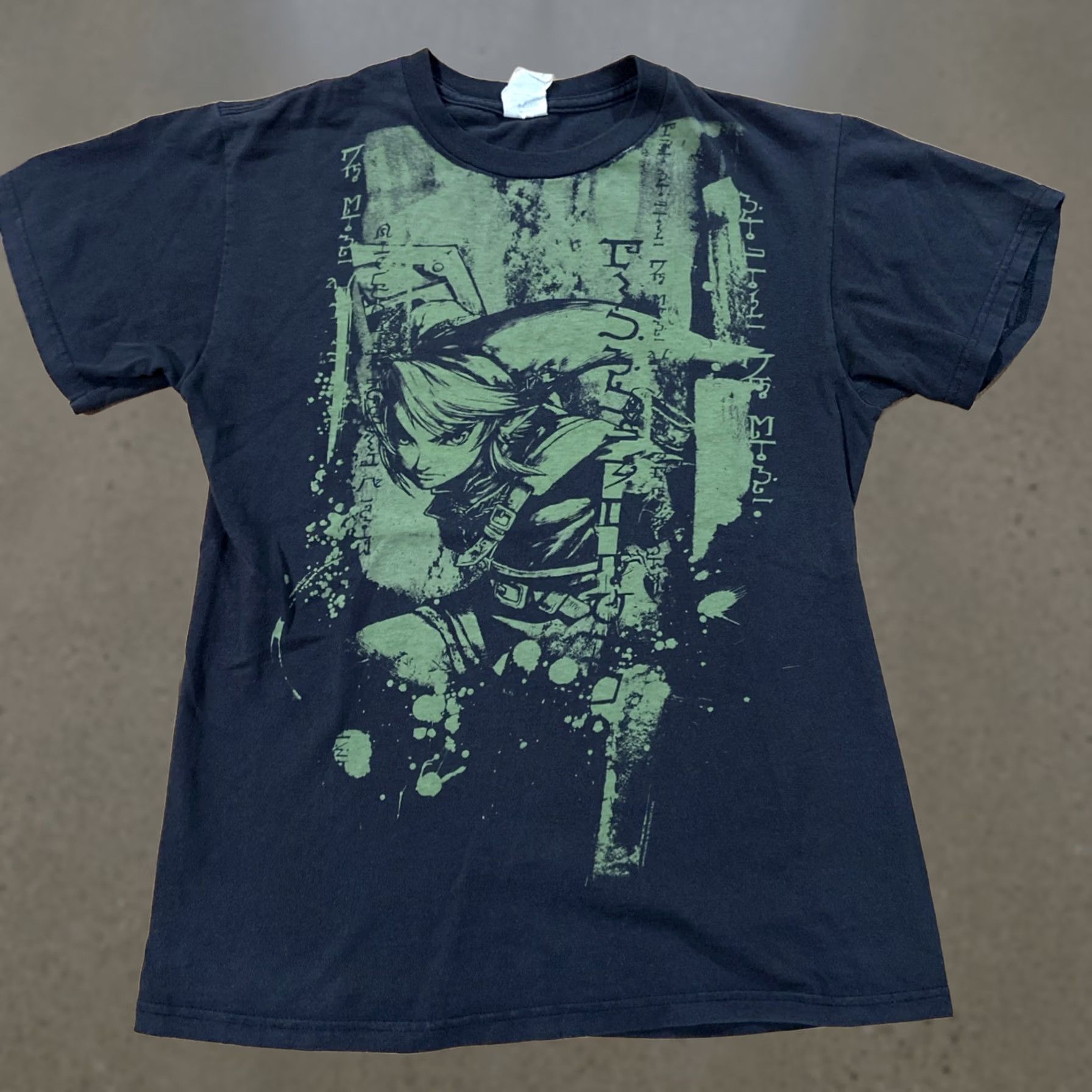 Vintage VINTAGE The Legend of Zelda Link Video Games Shirt Unisex Adults S Black 2000s Delta Pro Weight T-Shirt Short Sleeve Crew Neck Graphic Print Size US S / EU 44-46 / 1 - 1 Thumbnail