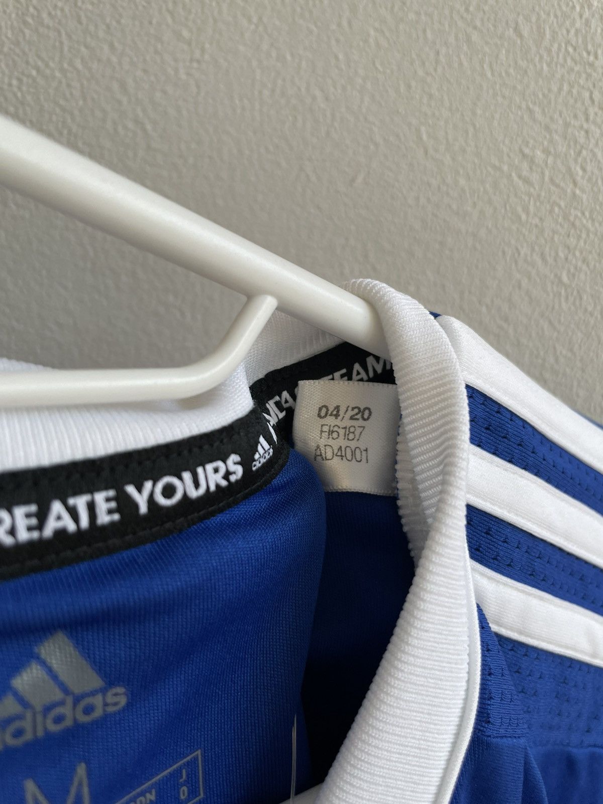 Adidas NEW IPSWICH TOWN 2020 2021 HOME SOCCER JERSEY FOOTBALL SHIRT Size US M / EU 48-50 / 2 - 11 Thumbnail