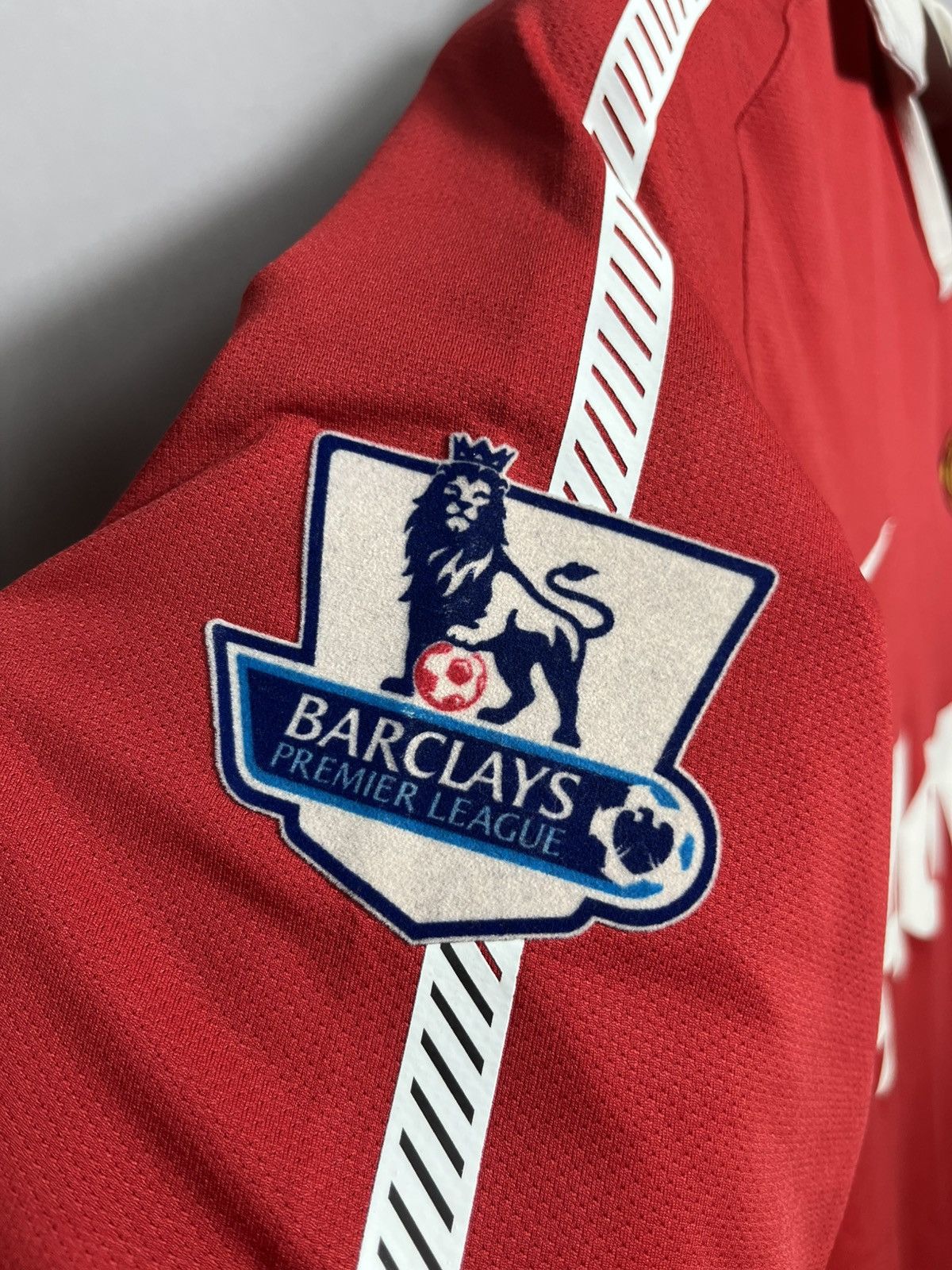 Nike MANCHESTER UNITED 2010/2011 HOME SHIRT PATCH Barclays Size US L / EU 52-54 / 3 - 5 Thumbnail