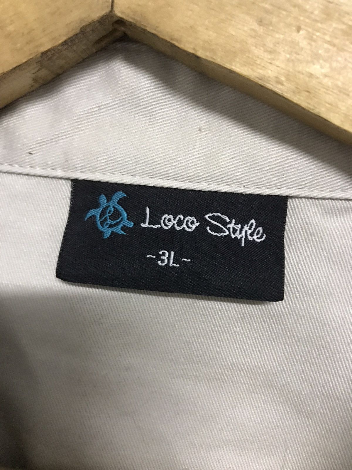 Other Loco Style Hawaiian Styling Surfing are Comunication Tool Size US L / EU 52-54 / 3 - 9 Thumbnail