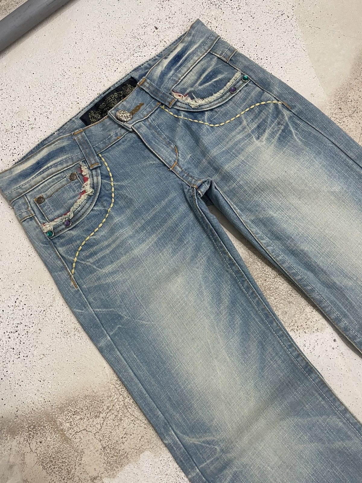 Hysteric Glamour Red Pepper Embroid Heavy Stiching Light Mud Whisker Korean Size US 28 / EU 44 - 4 Thumbnail