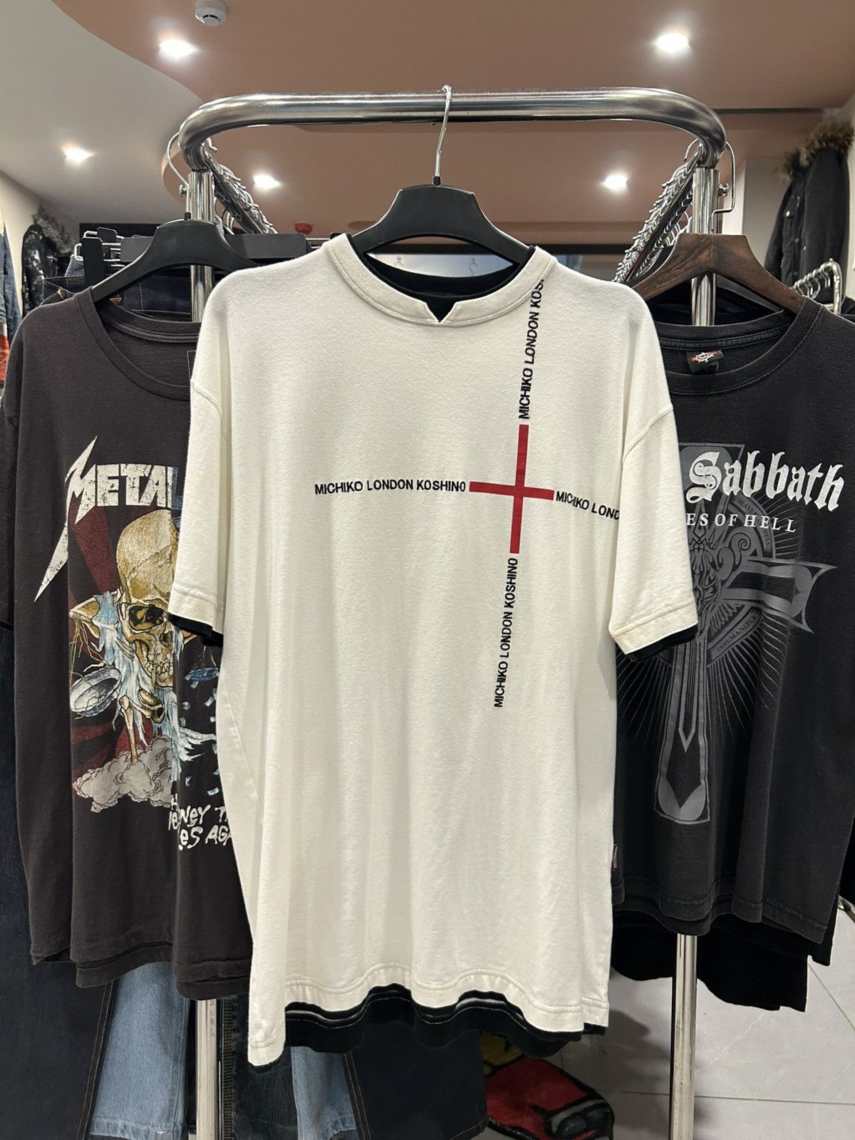 Michiko Koshino London Michiko Koshino London Cross tee Size US L / EU 52-54 / 3 - 1 Thumbnail