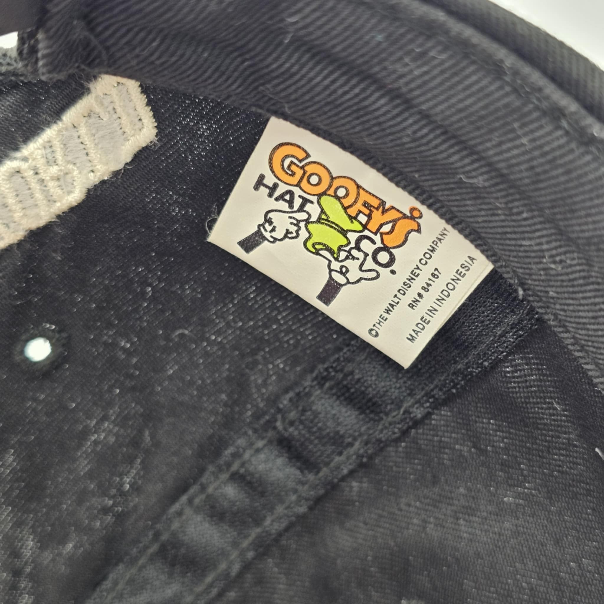 Disney × Vintage Mickey Mouse Vintage 90s Disney World 97 Snapback Hat Size ONE SIZE - 6 Thumbnail