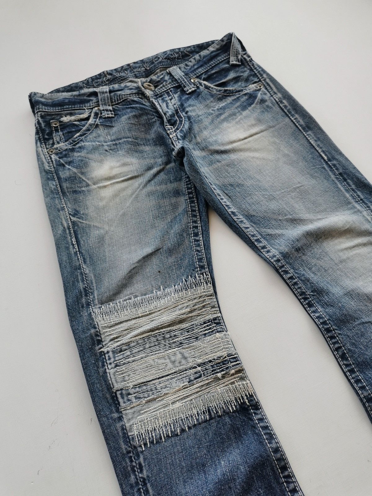 Japanese Brand Rodeo Crowns Japan Zig Zag Patch Jeans Size US 30 / EU 46 - 2 Thumbnail