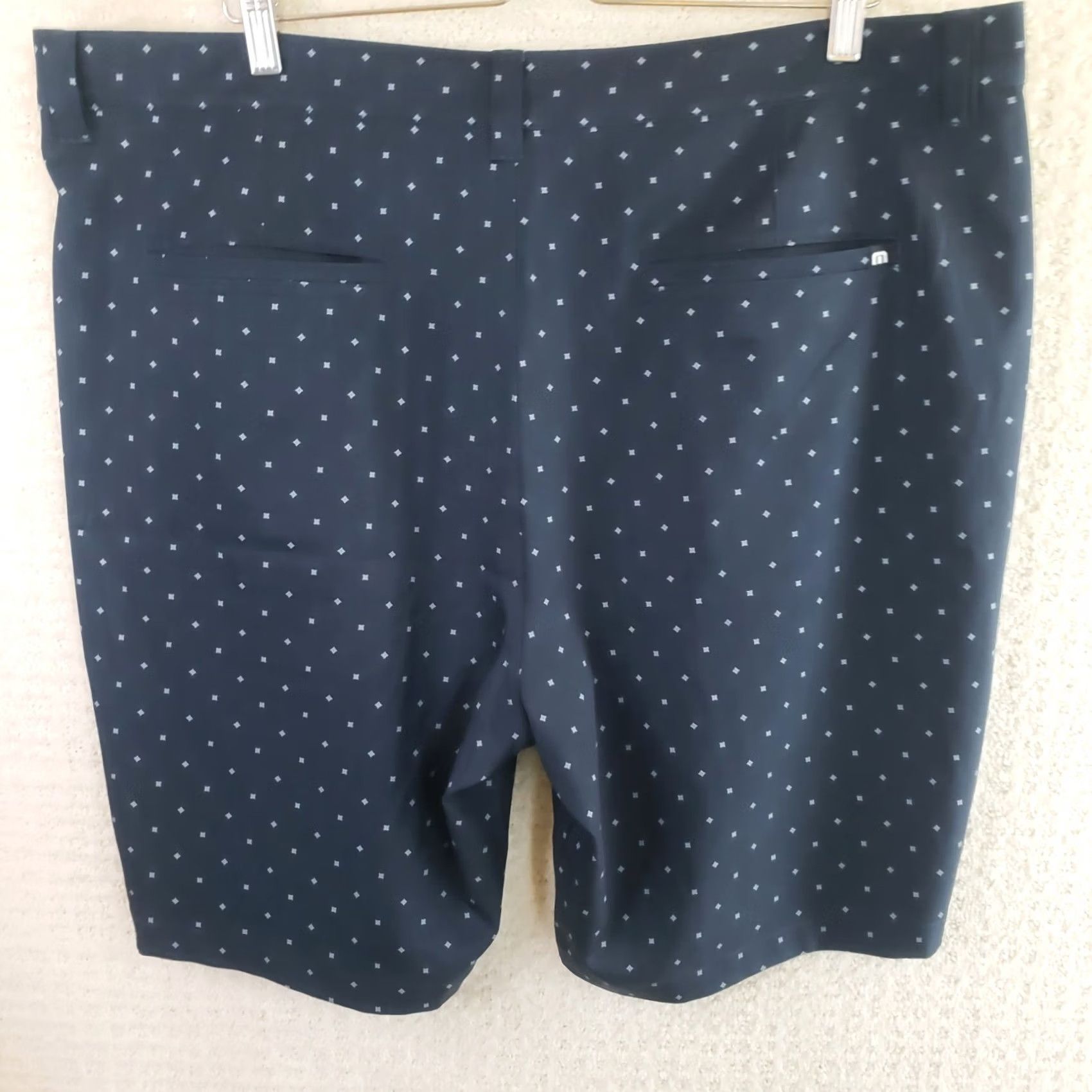 TravisMathew Travis Mathew Shorts Mens 40x9 Navy Geometric Pattern Golf Casual Performance Size US 40 / EU 56 - 6 Thumbnail