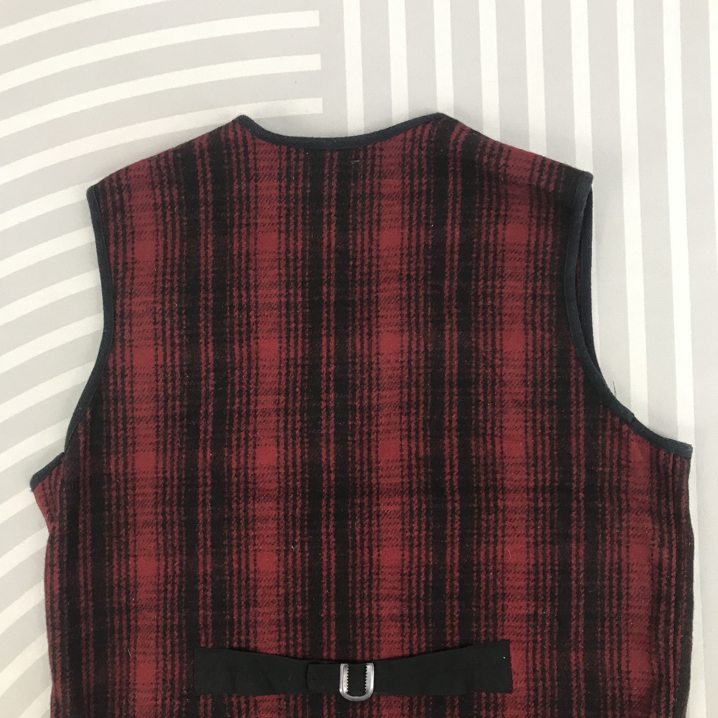 Japanese Brand × Vintage × Woolrich Woolen Mills Vintage Woolrich wool zipper Vest Size US L / EU 52-54 / 3 - 4 Thumbnail