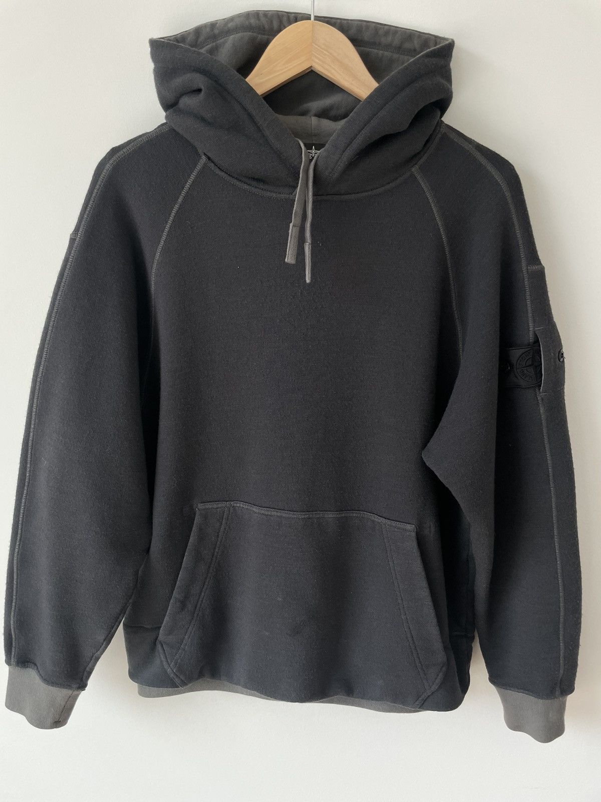 Image of Stone Island x Stone Island Shadow Project Mako Felpa Pullover Hoodie in Charcoal Grey (Size Small)