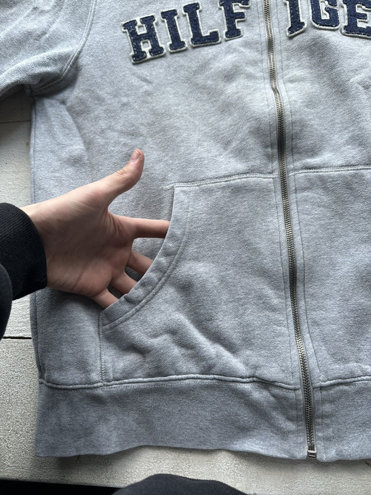 Tommy Hilfiger × Vintage 🚨TOMMY HILFIGER BOXY BIG LOGO ZIP HOODIE SWEATSHIRT MENS Y2k Size US M / EU 48-50 / 2 - 7 Thumbnail