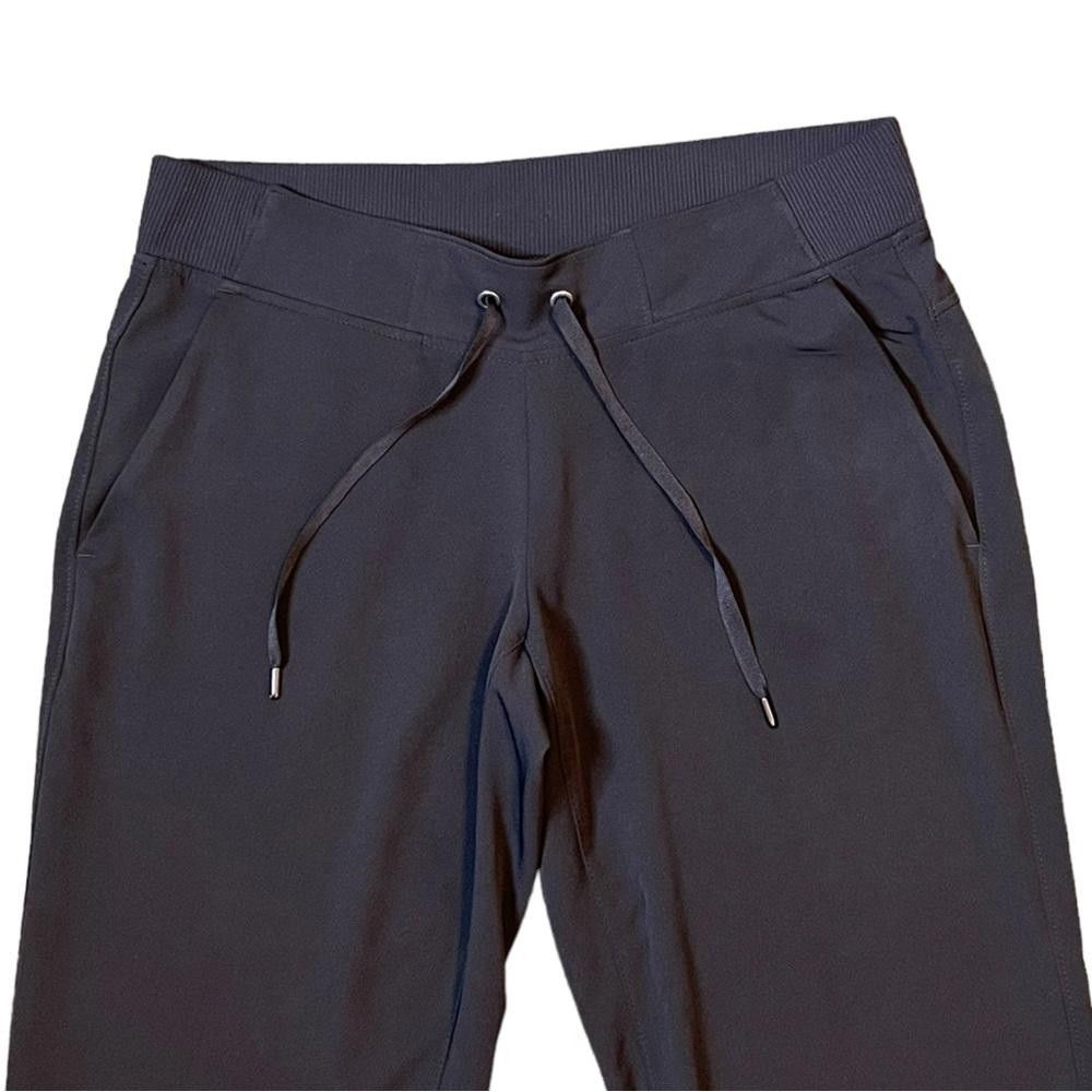 Designer Athleta Wide Leg Cropped Pants Black Size 28" / US 6 / IT 42 - 6 Thumbnail