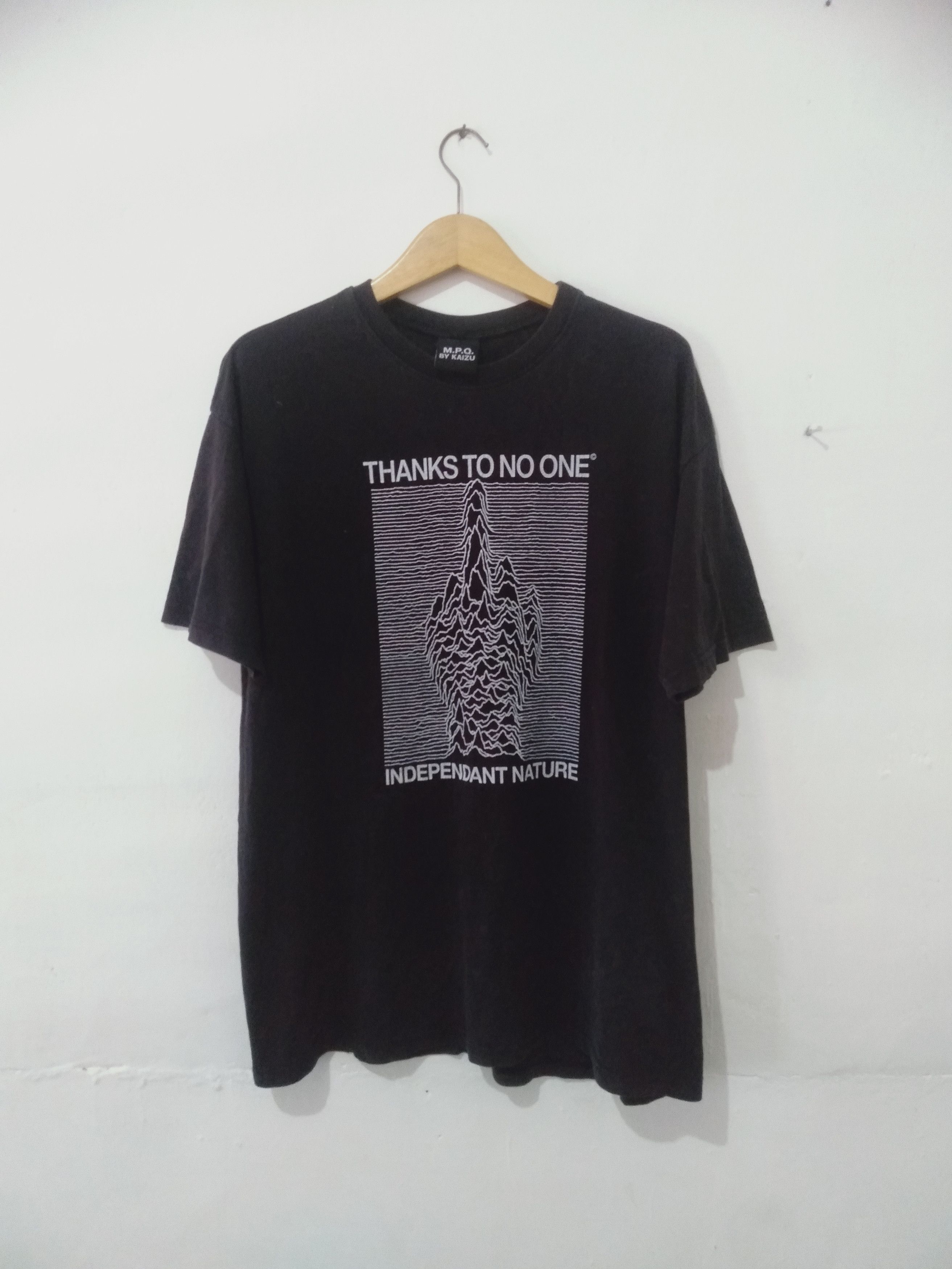 Japanese Brand M.P.Q Logo Tee By kaizu Size US L / EU 52-54 / 3 - 1 Thumbnail