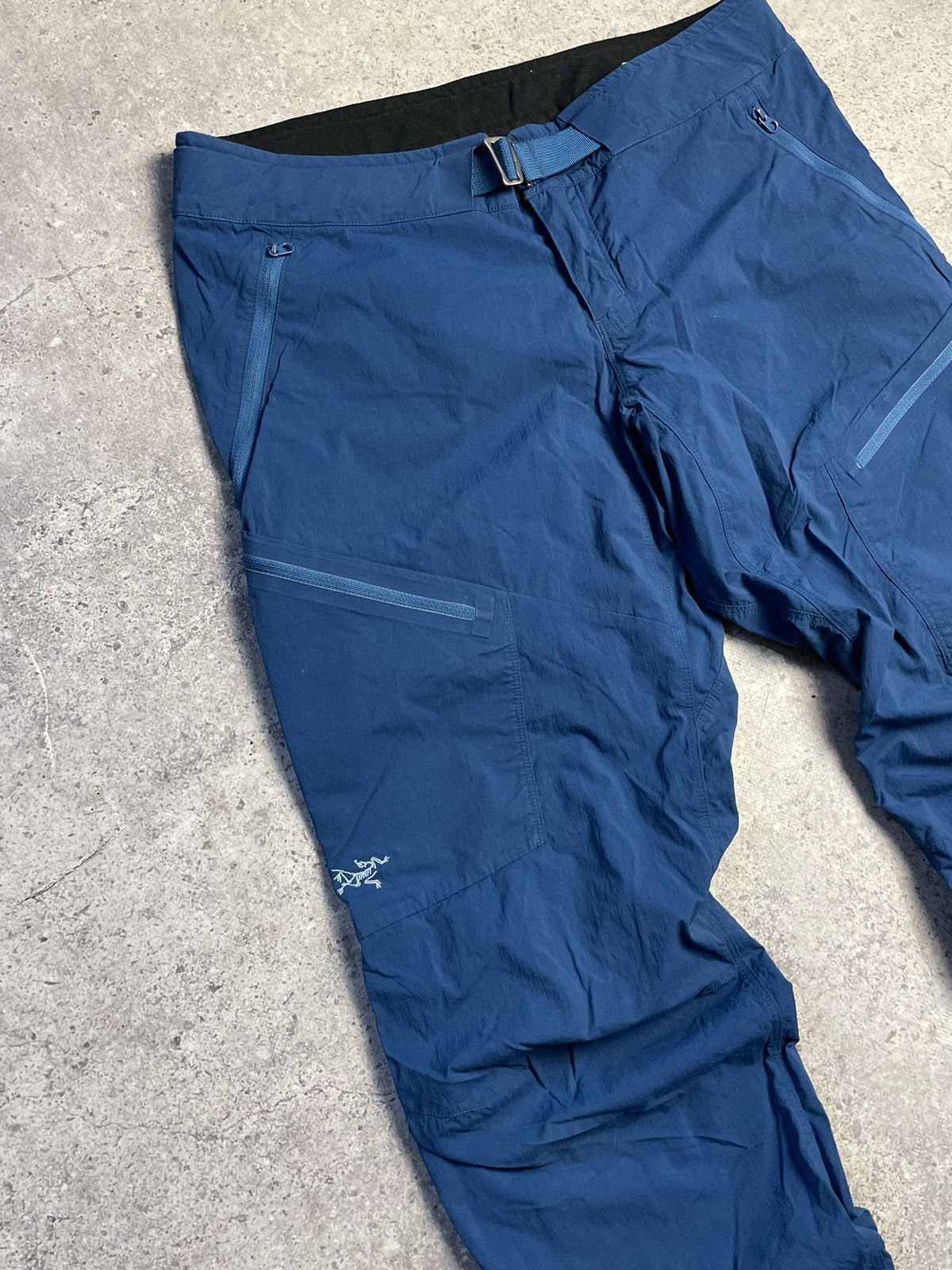 Arc'teryx Arcteryx pants nylon vintage small logo Gorpcore Size US 30 / EU 46 - 2 Thumbnail