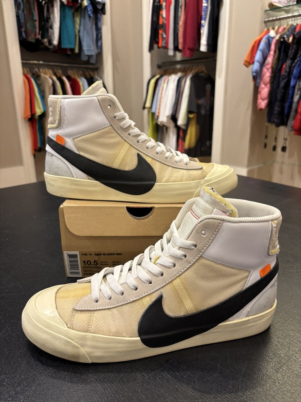 Nike × Off-White Nike Blazer Mid Off-White Size US 10.5 / EU 43-44 - 1 Thumbnail