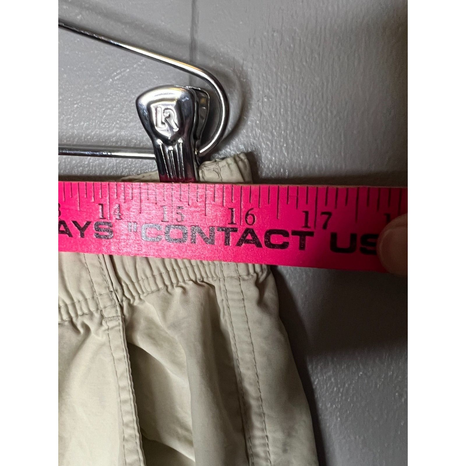 Old Navy Vintage Old Navy Cargo Pants Mens 32X30 Paratrooper White/Cr Size US 32 / EU 48 - 4 Thumbnail