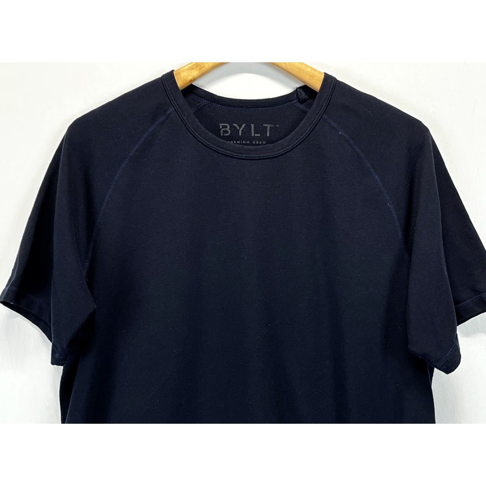 Vintage BYLT Premium Crew Neck TShirt Men’s Large GUC Navy Short Sleeve Crew Neck Tshirt Men’s Large BYLT Size US L / EU 52-54 / 3 - 3 Thumbnail