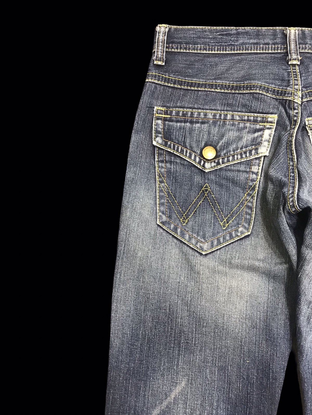 Wrangler 💥FLARE💥Archival Wrangler Stonewash Flare Denim F274 Size US 29 - 13 Thumbnail