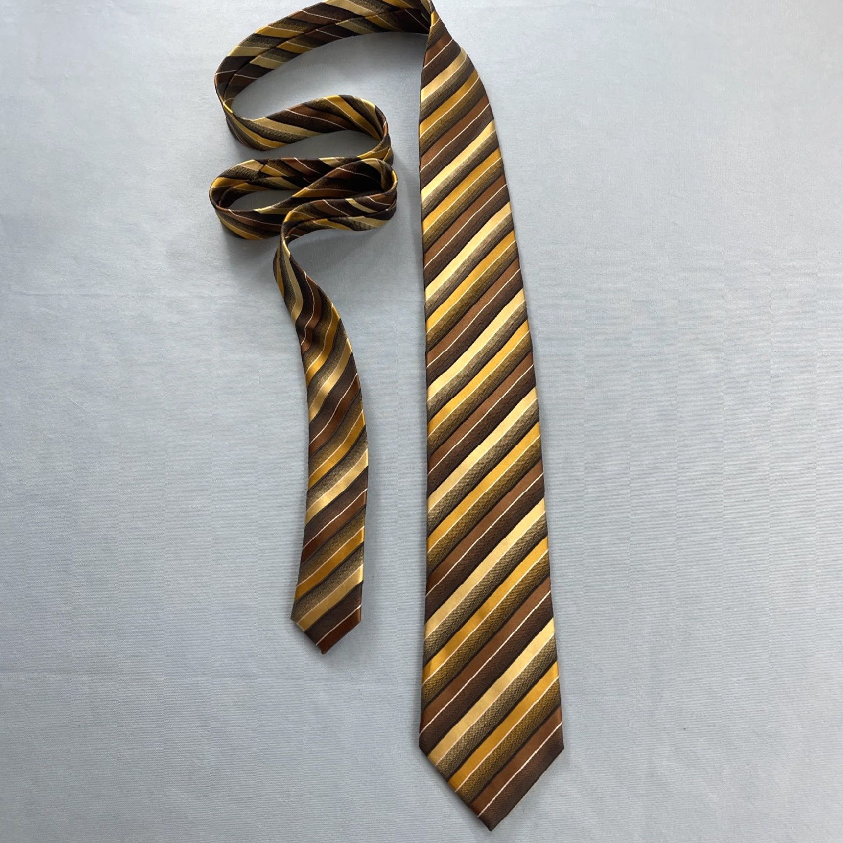Alfani VINTAGE Alfani Tie Stripe Silk Western Repp 3x59 Brown Yellow Gold Mens Tie Size ONE SIZE - 5 Thumbnail