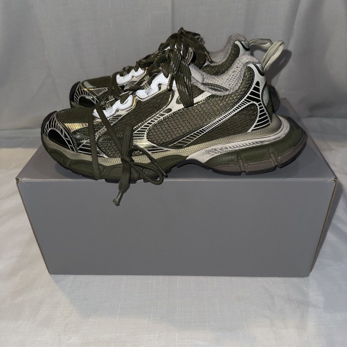 Balenciaga Balenciaga 3XL “Khaki/Eggshell” Size 45 Size US 12 / EU 45 - 4 Thumbnail