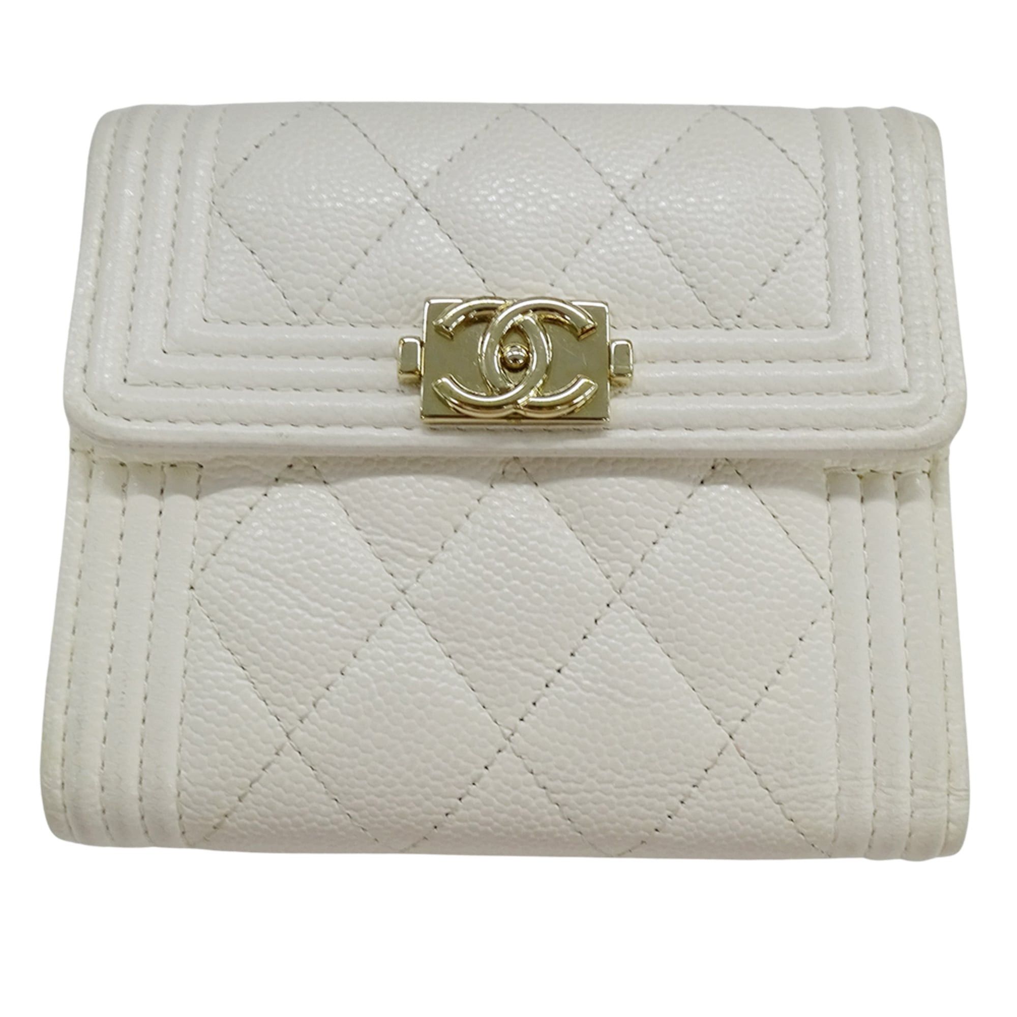Chanel Chanel women's trifold wallet, caviar leather, Boy design, white with gold hardware. Size ONE SIZE - 1 Thumbnail