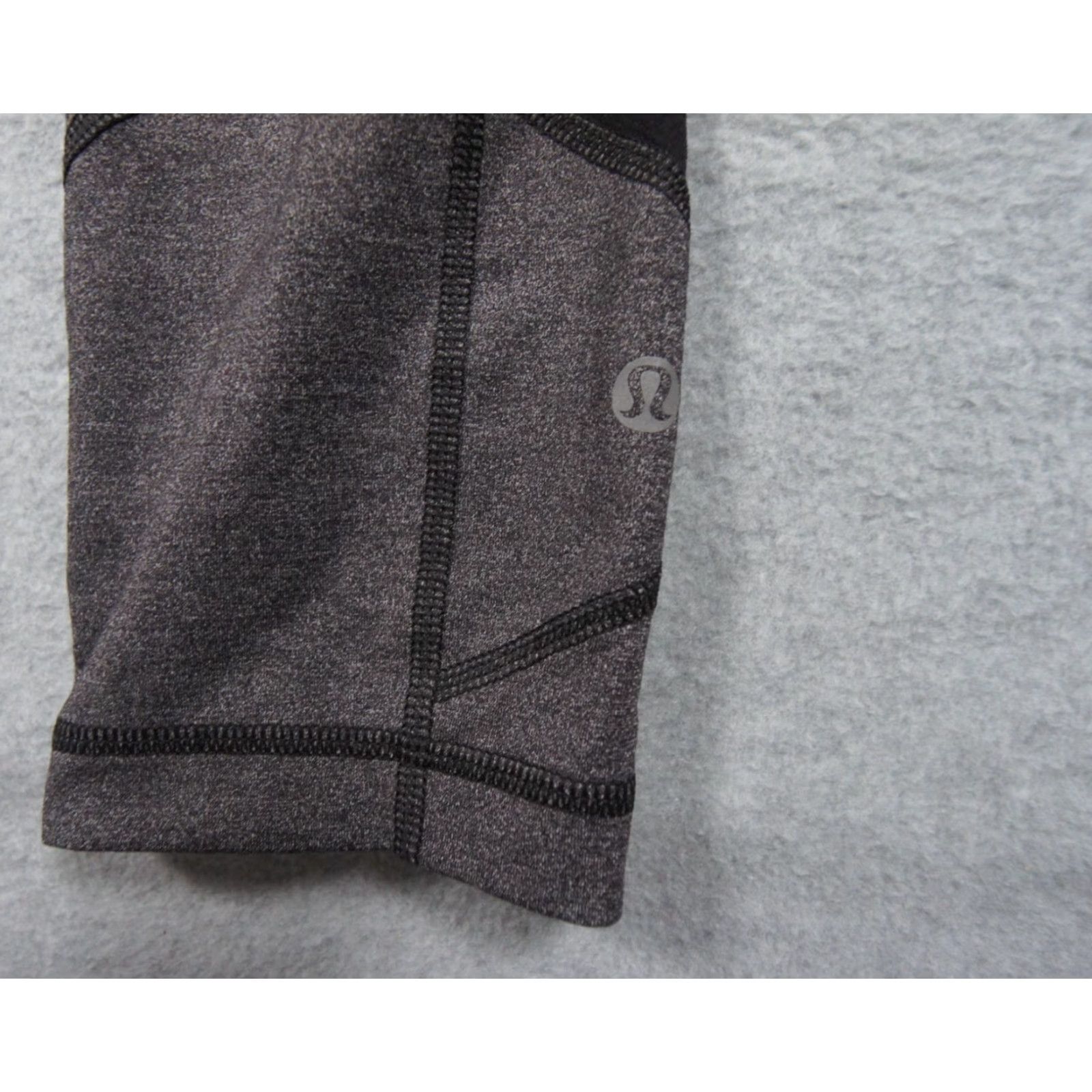 Lululemon Lululemon Leggings Womens 4 Gray Cropped Pace Rival Yoga Gym Activewear Size 27" / US 4 / IT 40 - 4 Thumbnail
