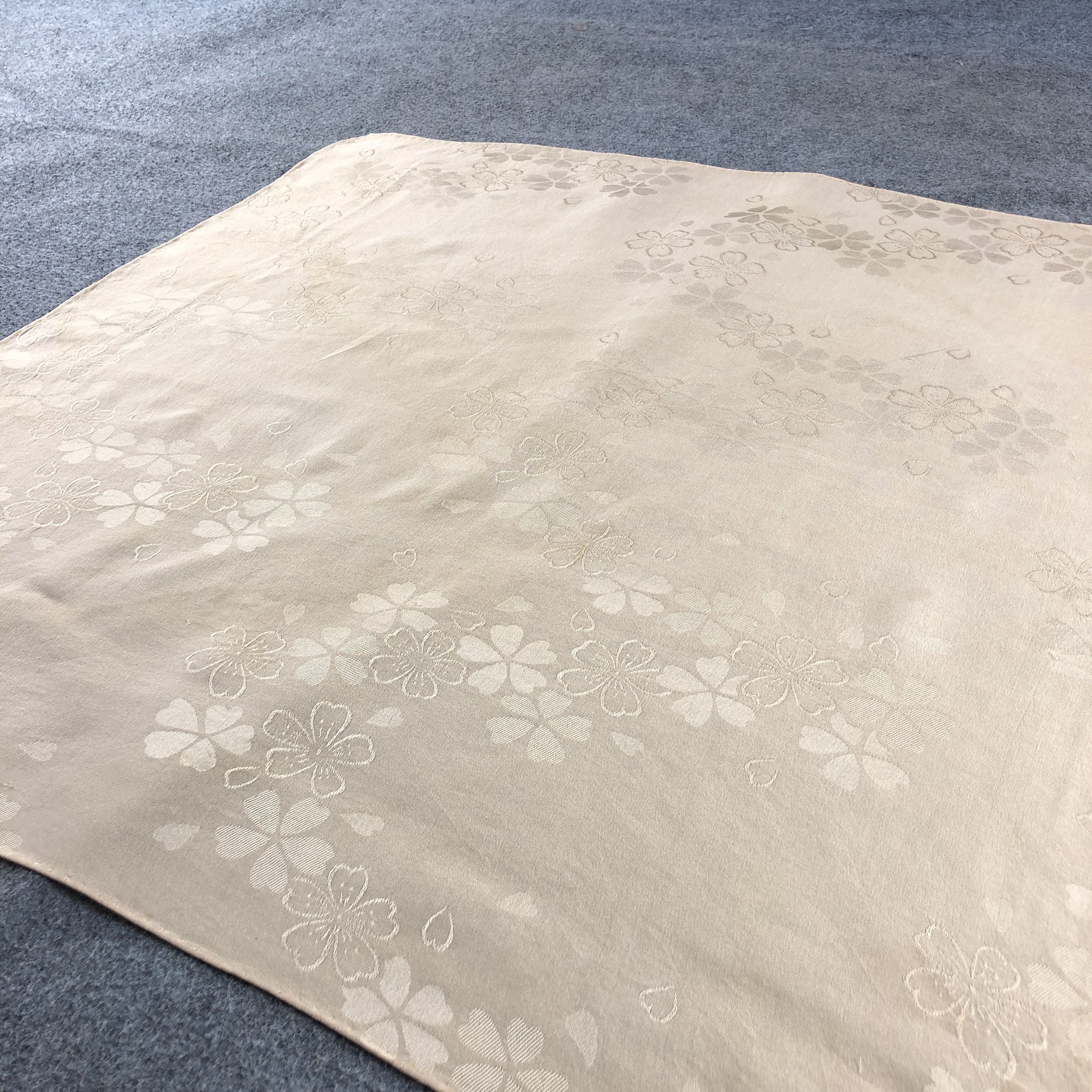 Vintage Vintage Floral Hand Rolled Silk Scarf M1415 Size ONE SIZE - 3 Thumbnail