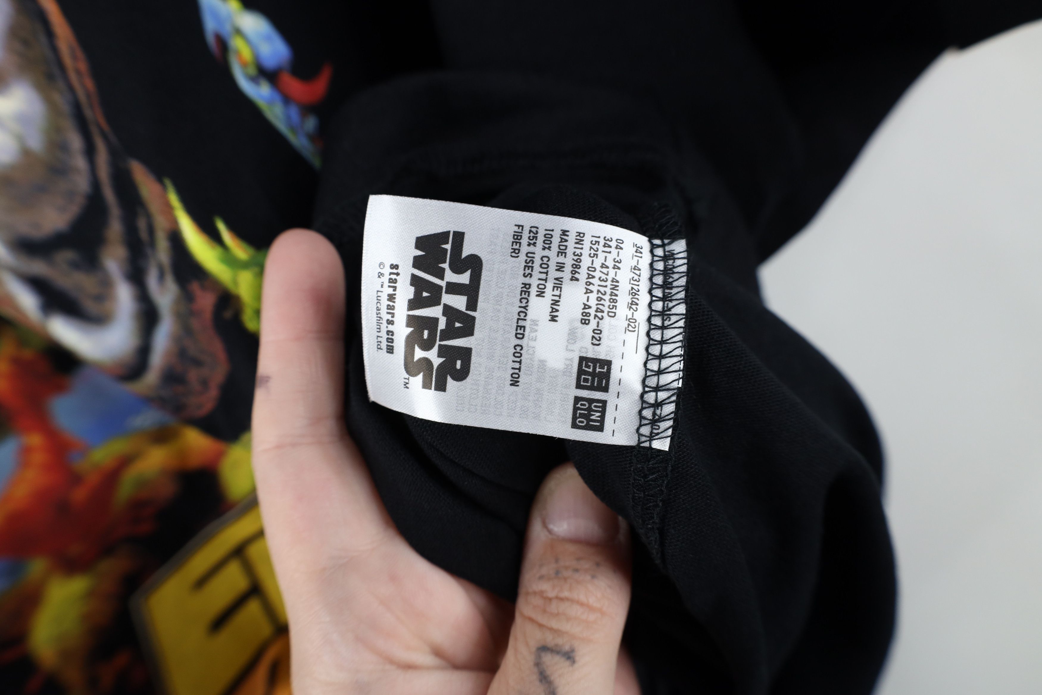 Uniqlo New Uniqlo x Star Wars The Empire Strikes Back T-Shirt Size US XL / EU 56 / 4 - 12 Thumbnail