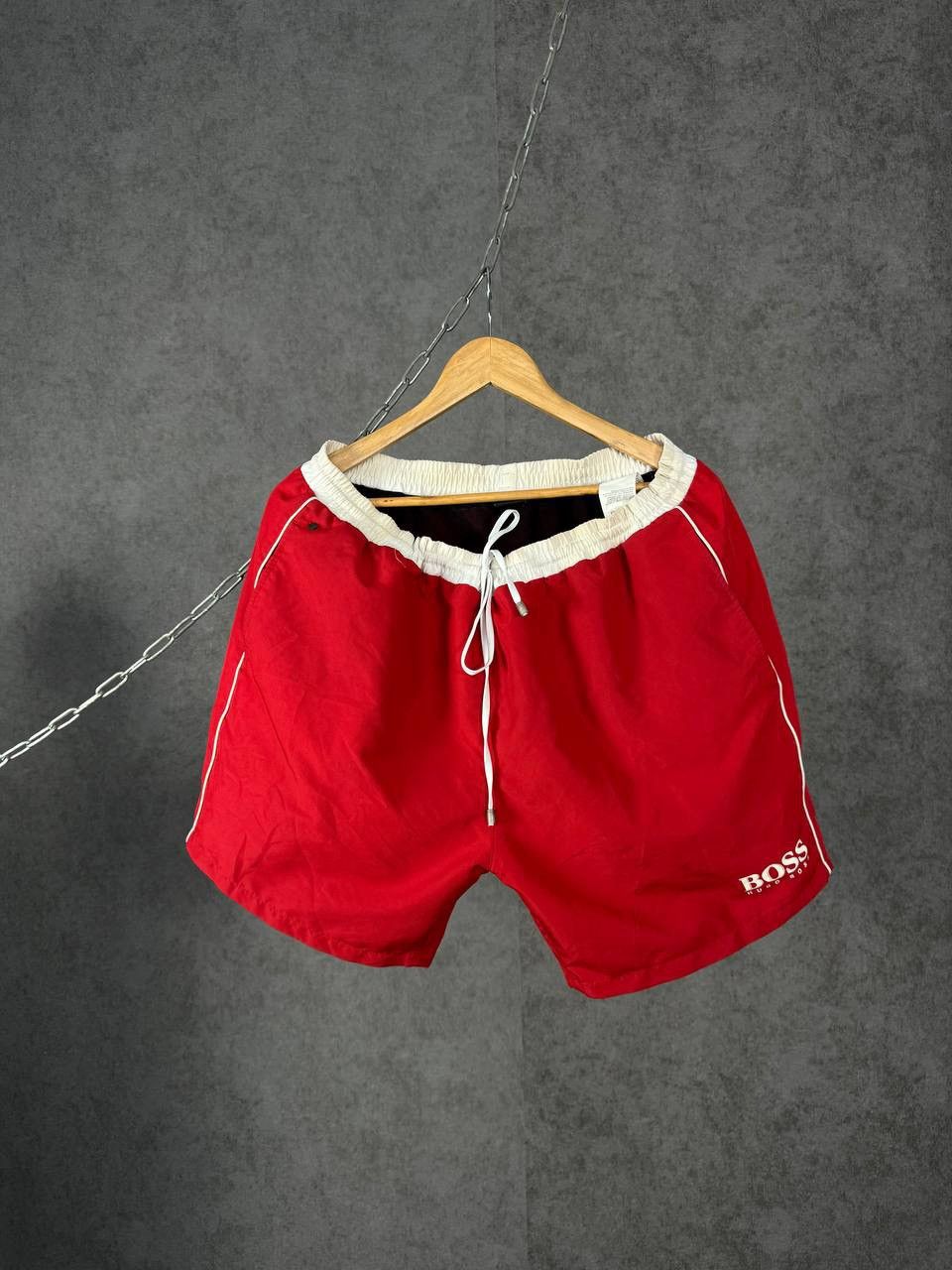 Hugo Boss Hugo Boss designer logo shorts Size US 36 / EU 52 - 1 Thumbnail
