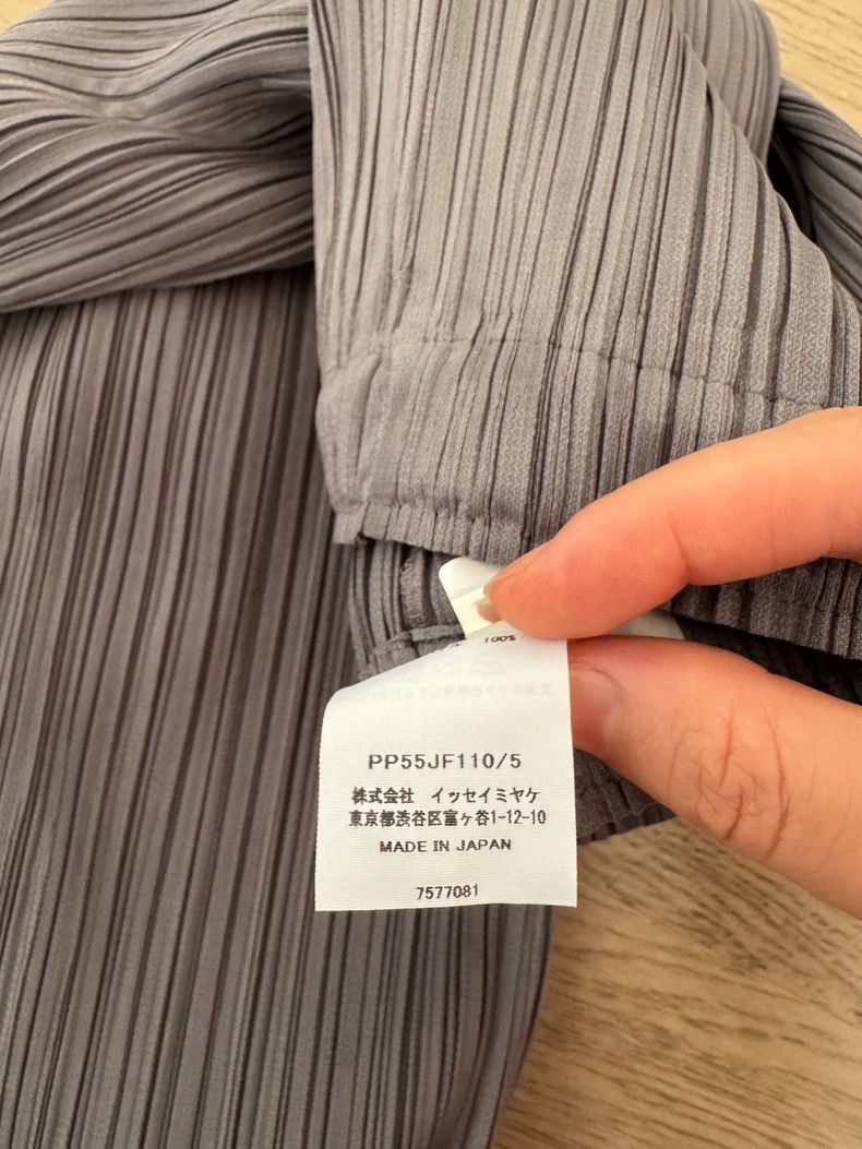 Issey Miyake issey miyake size:5 Grey straight-leg trousers Size 42" / US 20 - 2 Thumbnail