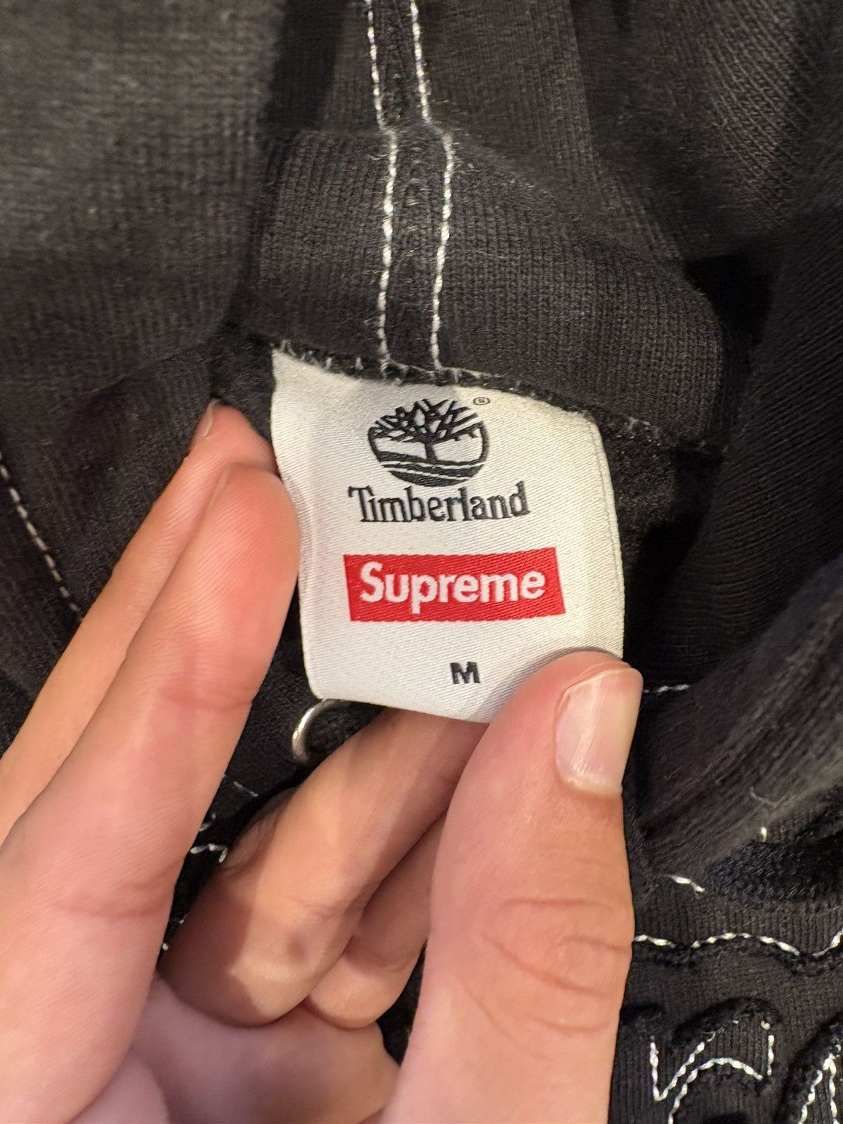 Supreme × Timberland Supreme x timberland logo hoodie Size US M / EU 48-50 / 2 - 5 Thumbnail