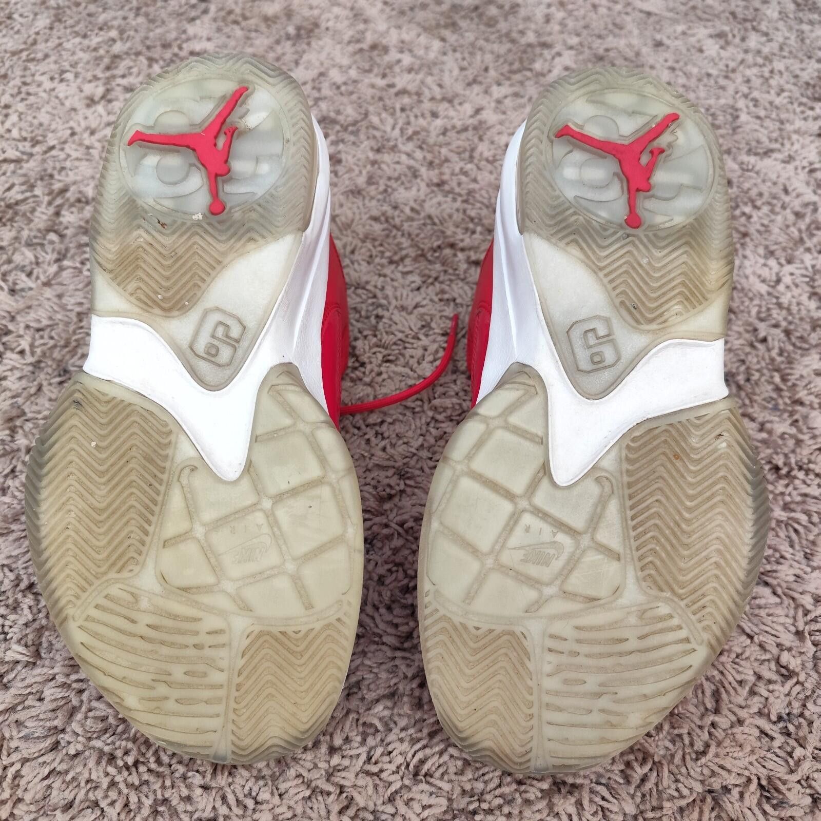 Jordan Brand jordan Air max aura 3 Red Athletic Shoes Youth Boys sz 5.5 Size US 5.5 / EU 38 - 11 Thumbnail