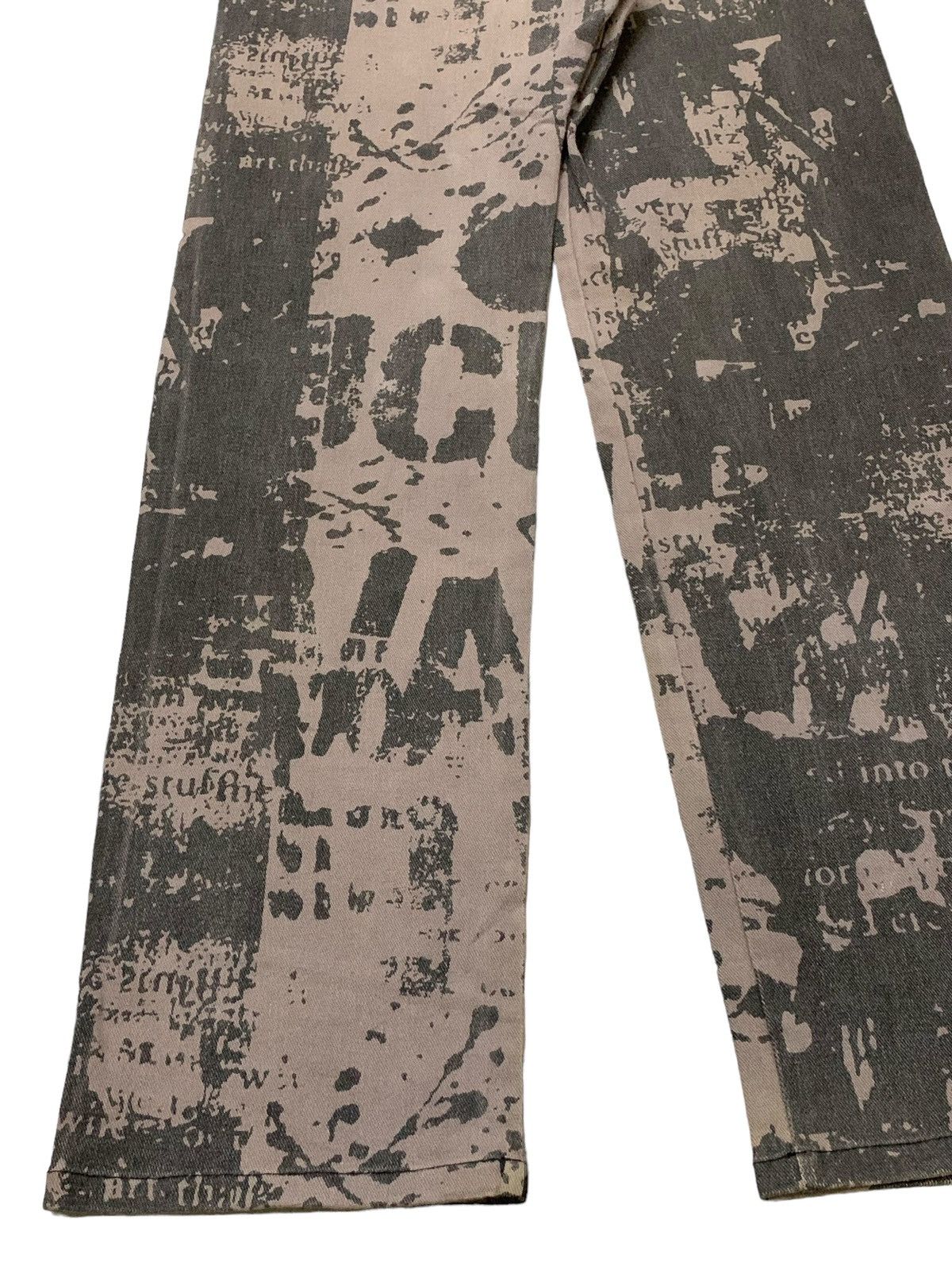 In The Attic × Junya Watanabe In The Attic Japan Trompe L’oeil Poems Loose Denim Pants Size US 30 / EU 46 - 12 Thumbnail
