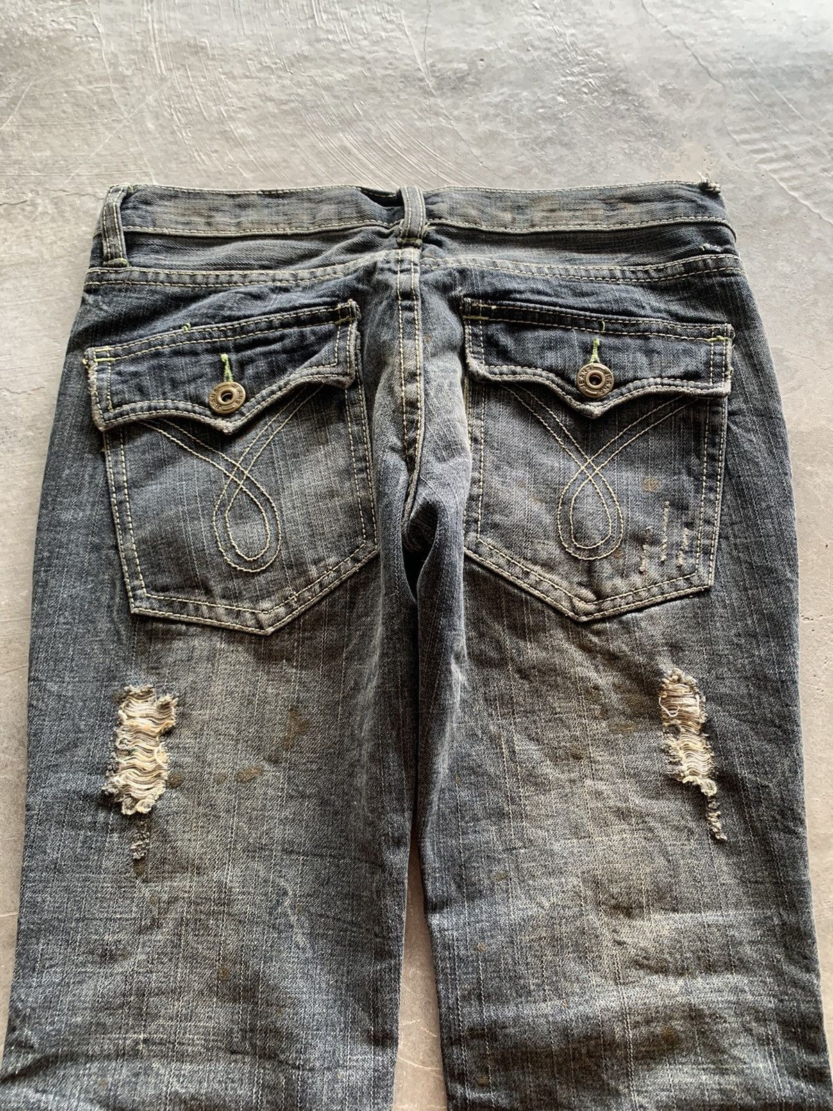 20471120 × Designer × Japanese Brand flare i6w9 lgb inspired jeans distressed japanese style Size 30" / US 8 / IT 44 - 17 Thumbnail