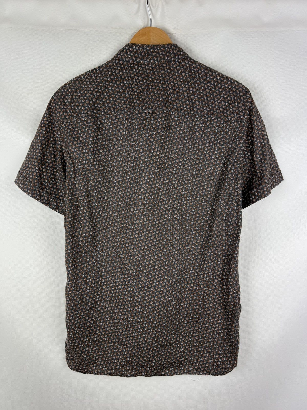 Allsaints Allsaints Hibiscus SS Overprinted Hawaiian Button Up Shirt Size US S / EU 44-46 / 1 - 13 Thumbnail