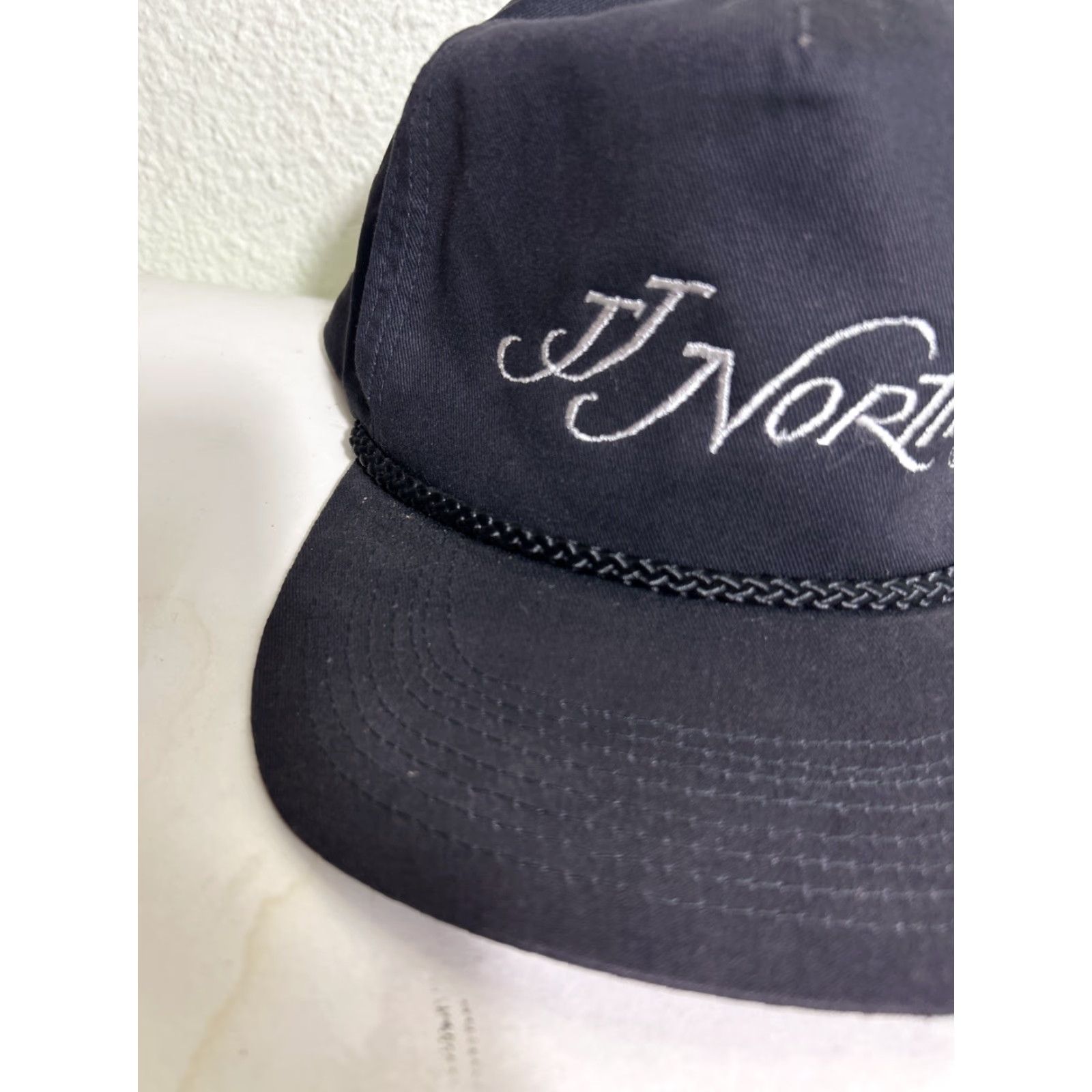 Vintage VINTAGE Attractive Headwear Black White SnapBack Hat Men One Size Adjustable Cap Size ONE SIZE - 3 Thumbnail