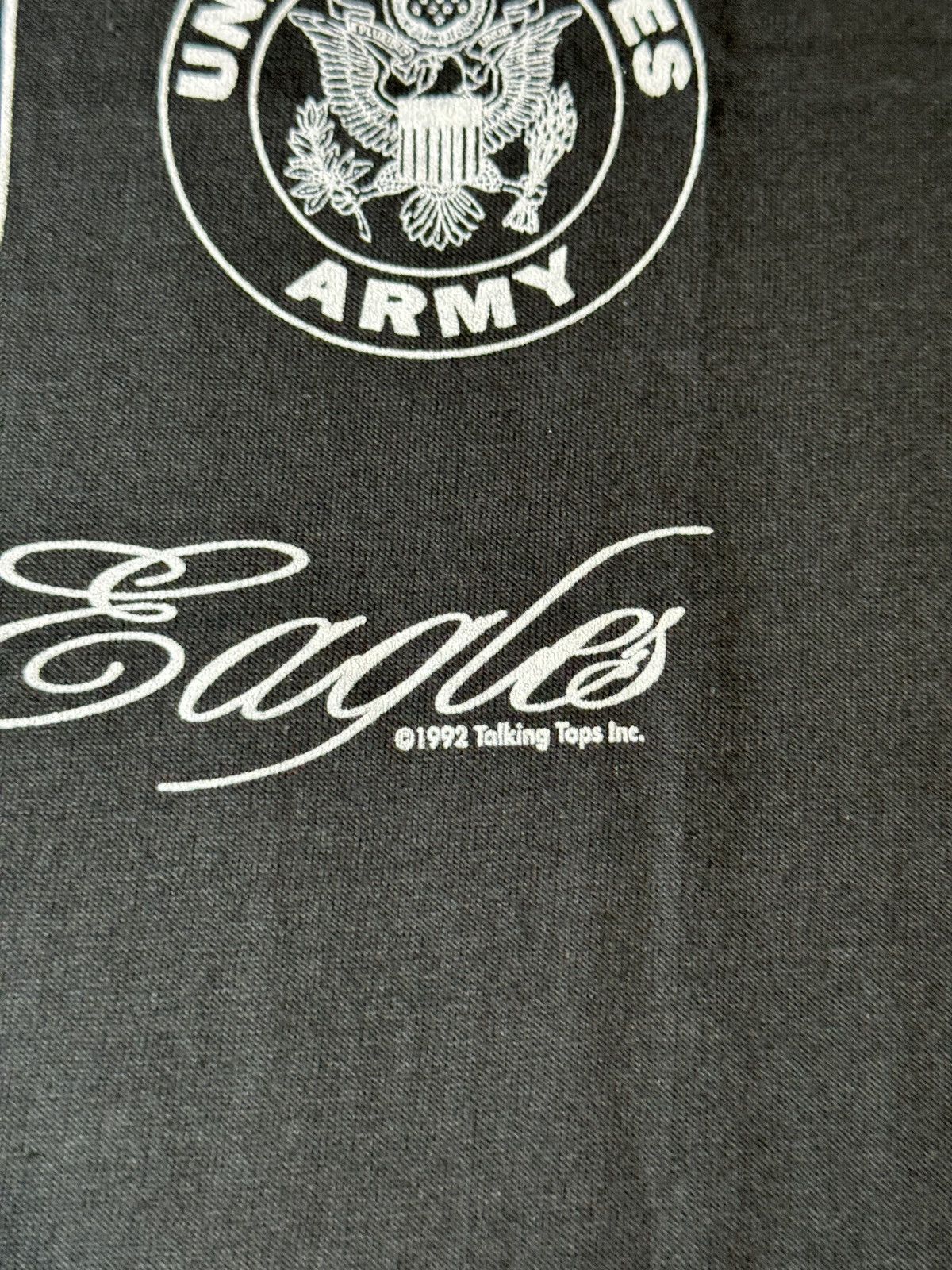 Vintage Vintage 90s US Army Screaming Eagles 101st Airborne T Shirt Size US L / EU 52-54 / 3 - 3 Thumbnail