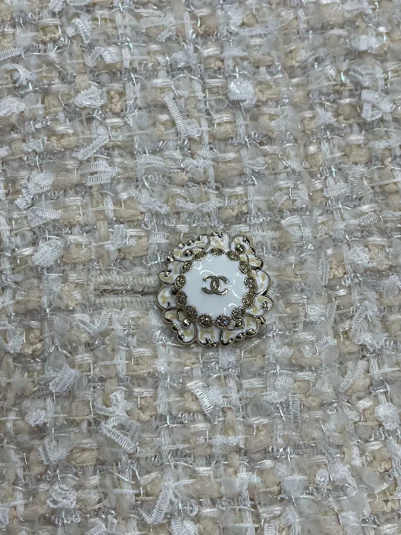 Chanel Chanel 25K beige tweed coat Size XS / US 0-2 / IT 36-38 - 2 Thumbnail