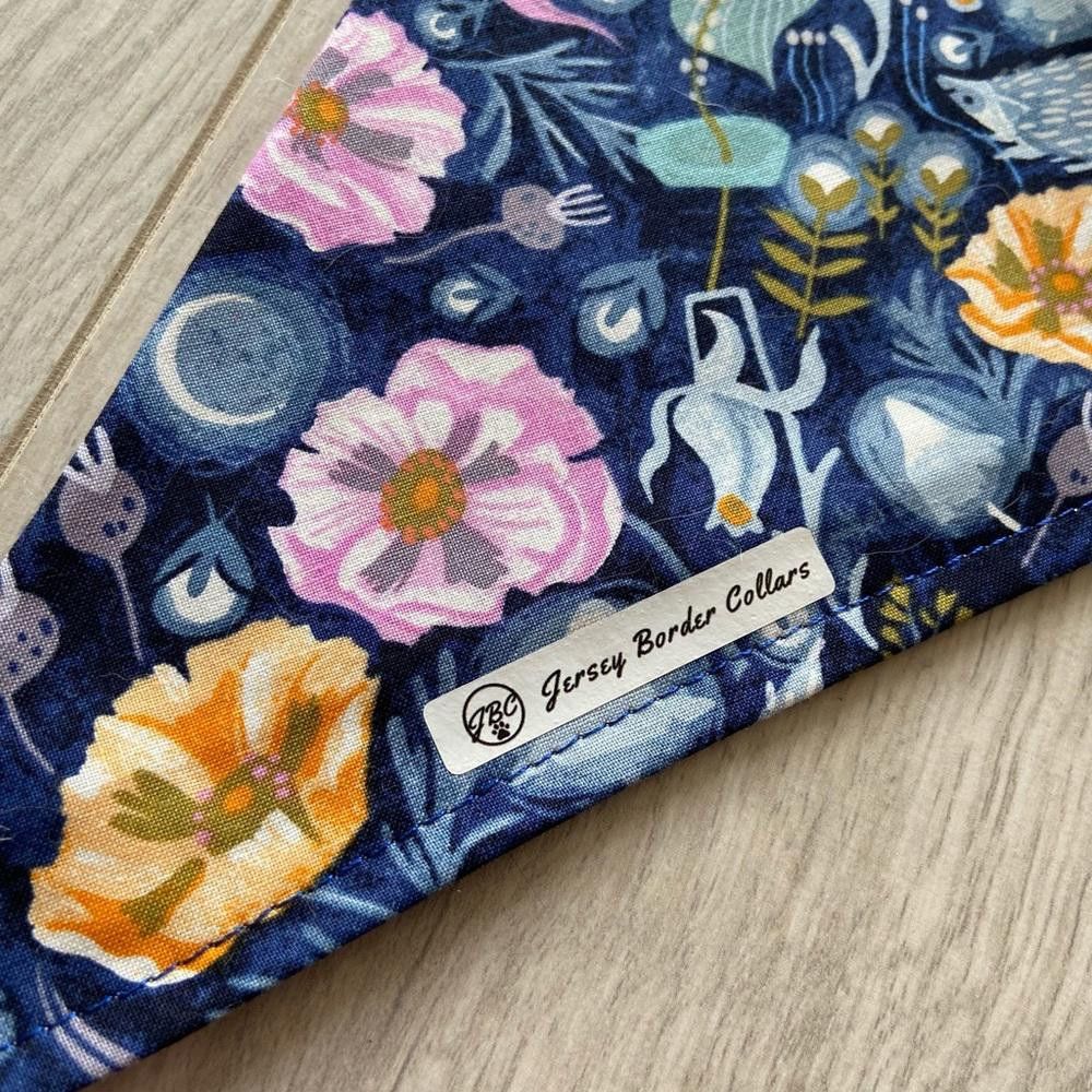 Designer Jersey Border Collars Blue Night Dog Bandana Size ONE SIZE - 4 Thumbnail