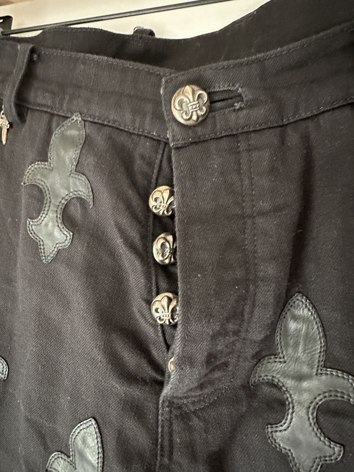 Chrome Hearts Chrome Hearts Le Fleur Leather Patch Double Knee Denim Jeans Size US 34 / EU 50 - 5 Thumbnail