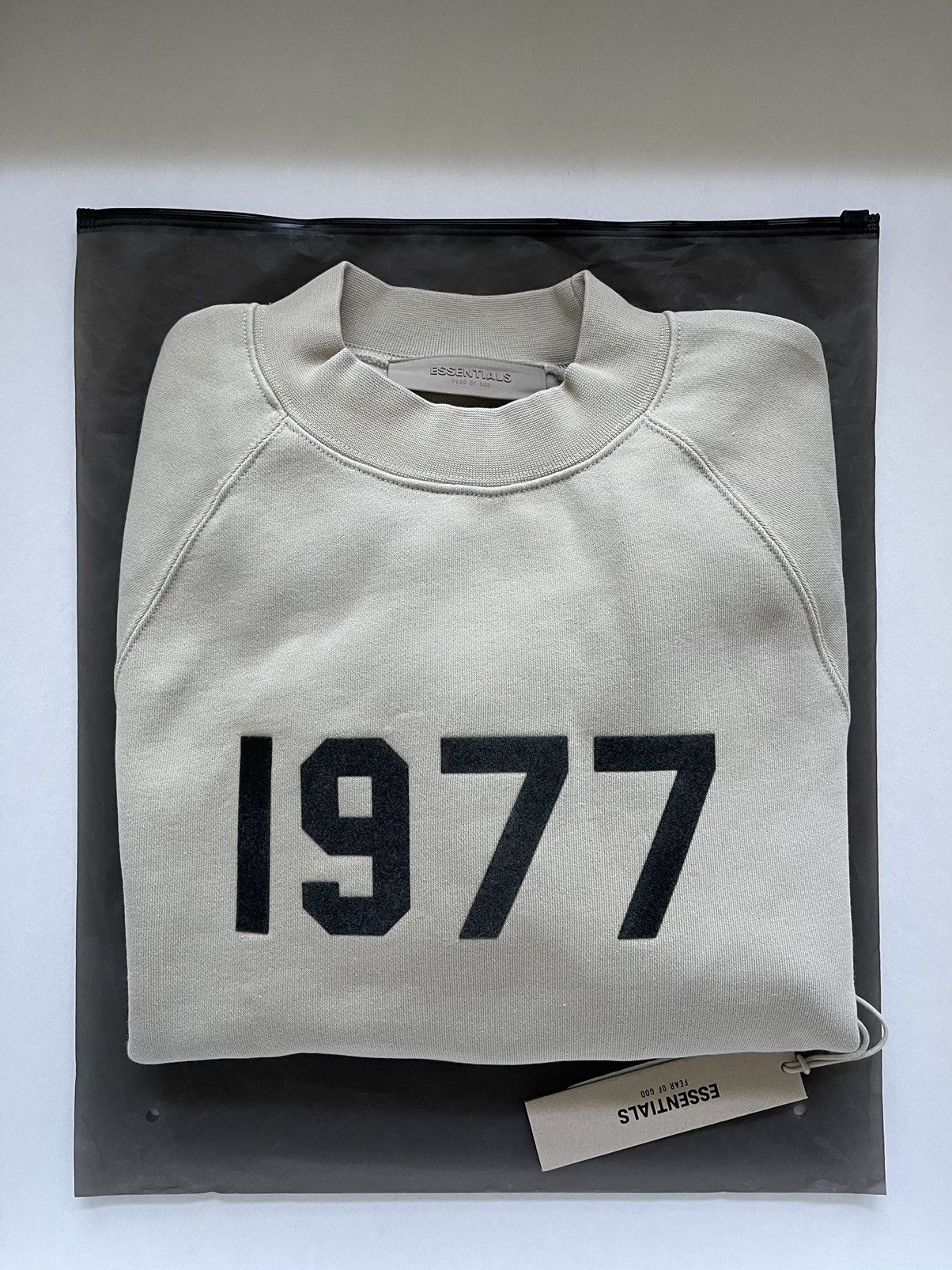 Fear of God Essentials 1977 Crewneck Sweatshirt Wheat Tan