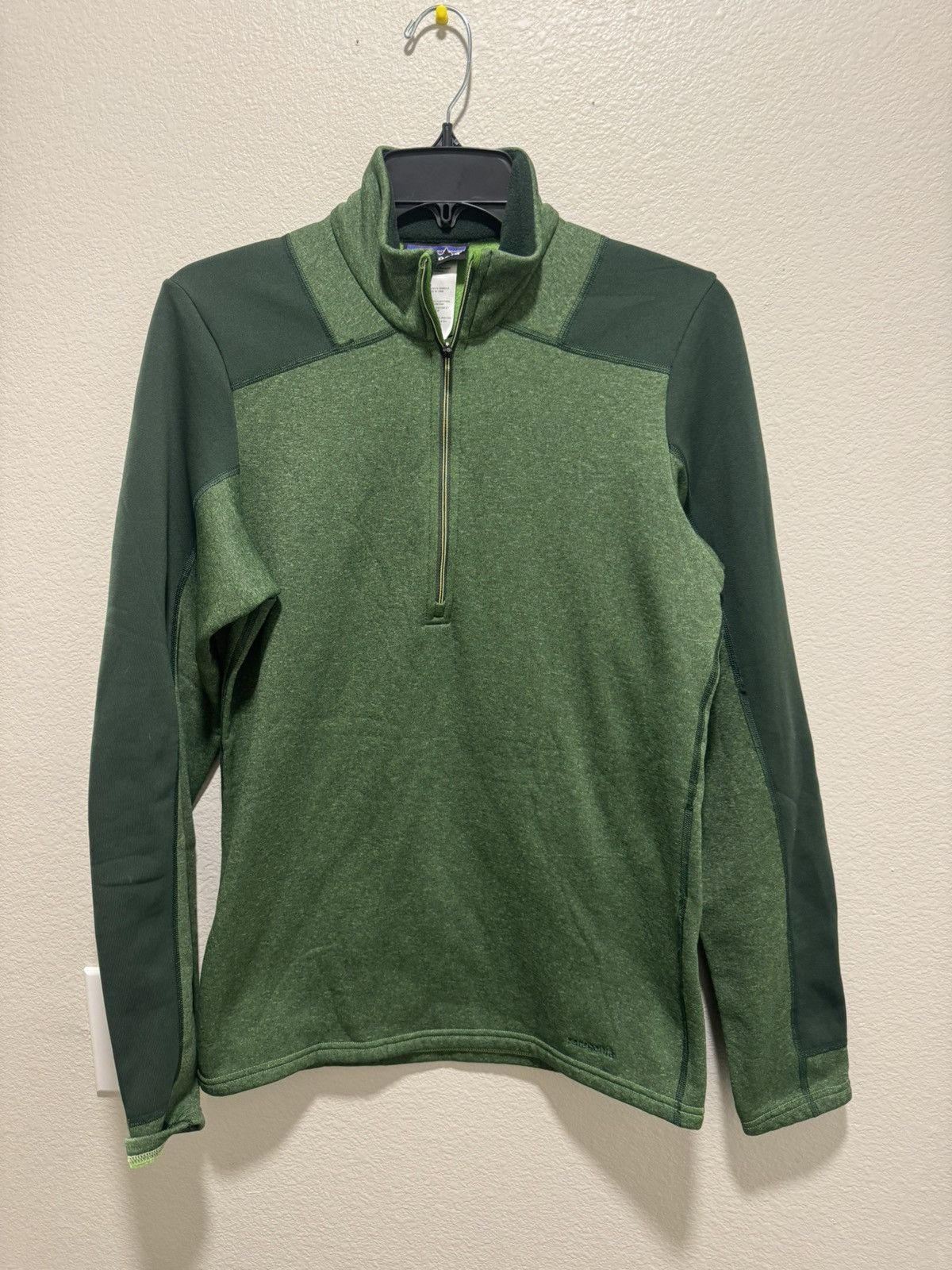 Patagonia Patagonia men quarter zip size small Size US S / EU 44-46 / 1 - 1 Thumbnail