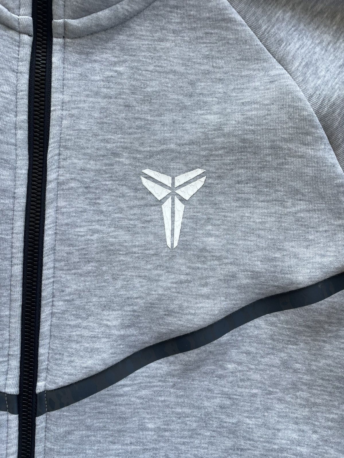 Nike Rare Nike Kobe Bryant Tech Fleece Windrunner Full Zip Jacket Size US M / EU 48-50 / 2 - 2 Thumbnail