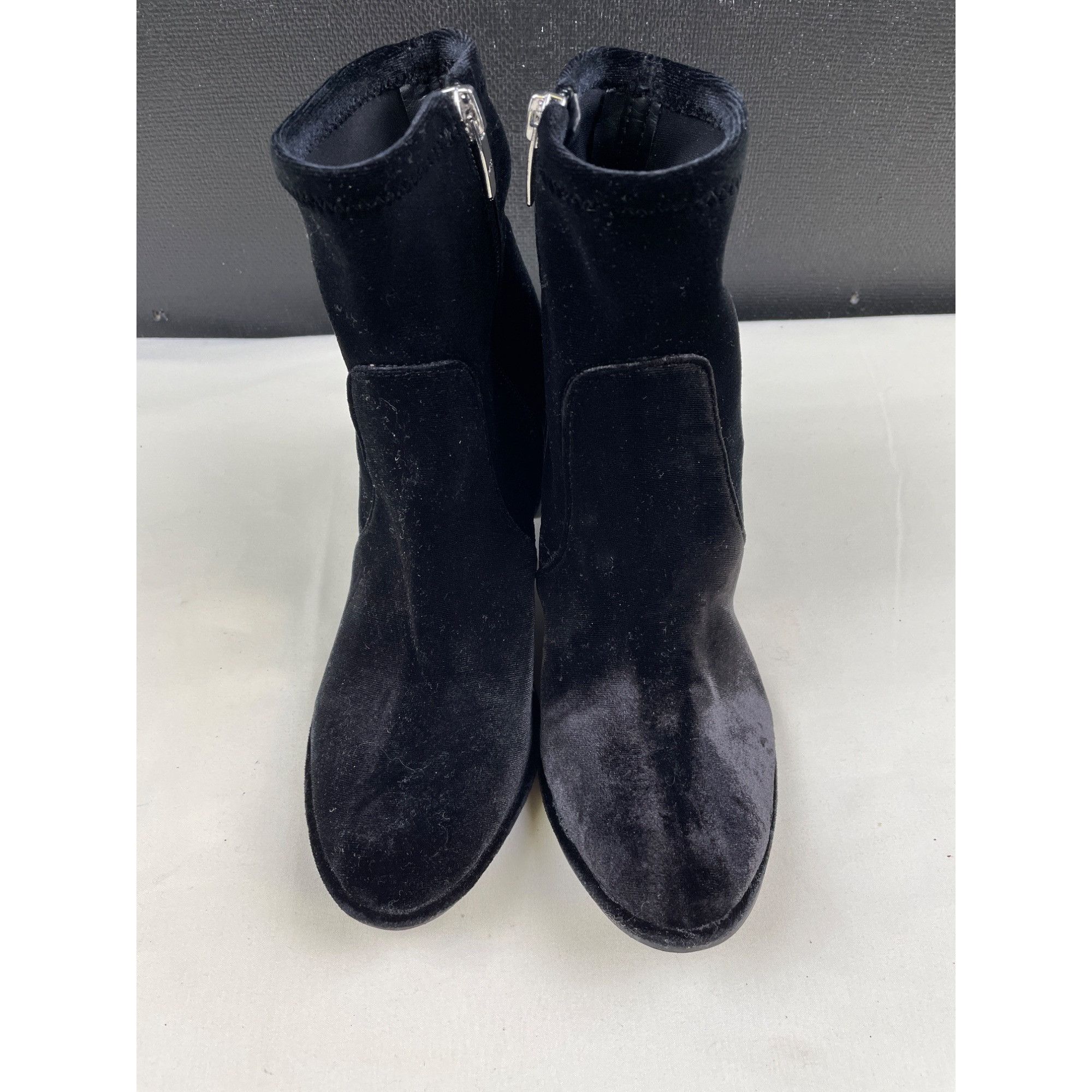 Marc Fisher Marc Fisher Women's Velvet Ankle Shoes/ Boots Heels 3" Size Size US 6 / IT 36 - 1 Thumbnail