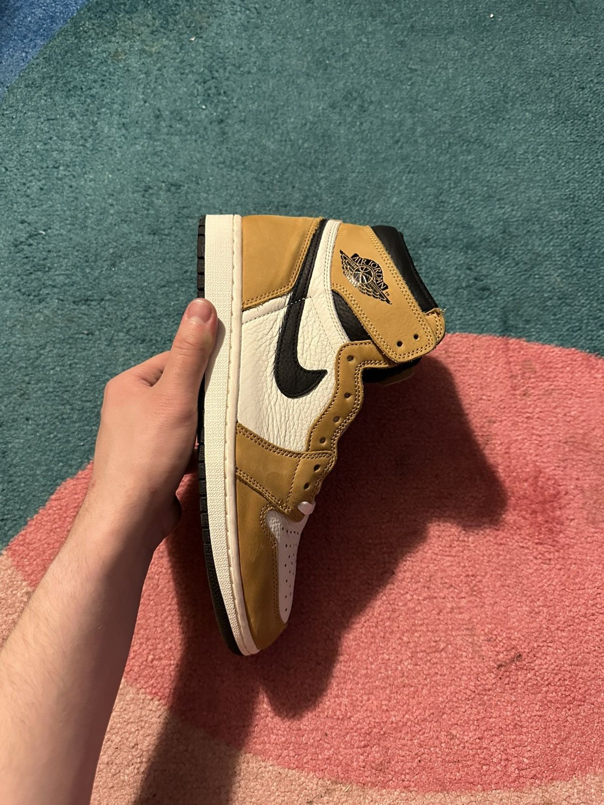 Jordan Brand Air Jordan 1 Retro High OG Rookie of the Year Size US 11.5 / EU 44-45 - 4 Thumbnail