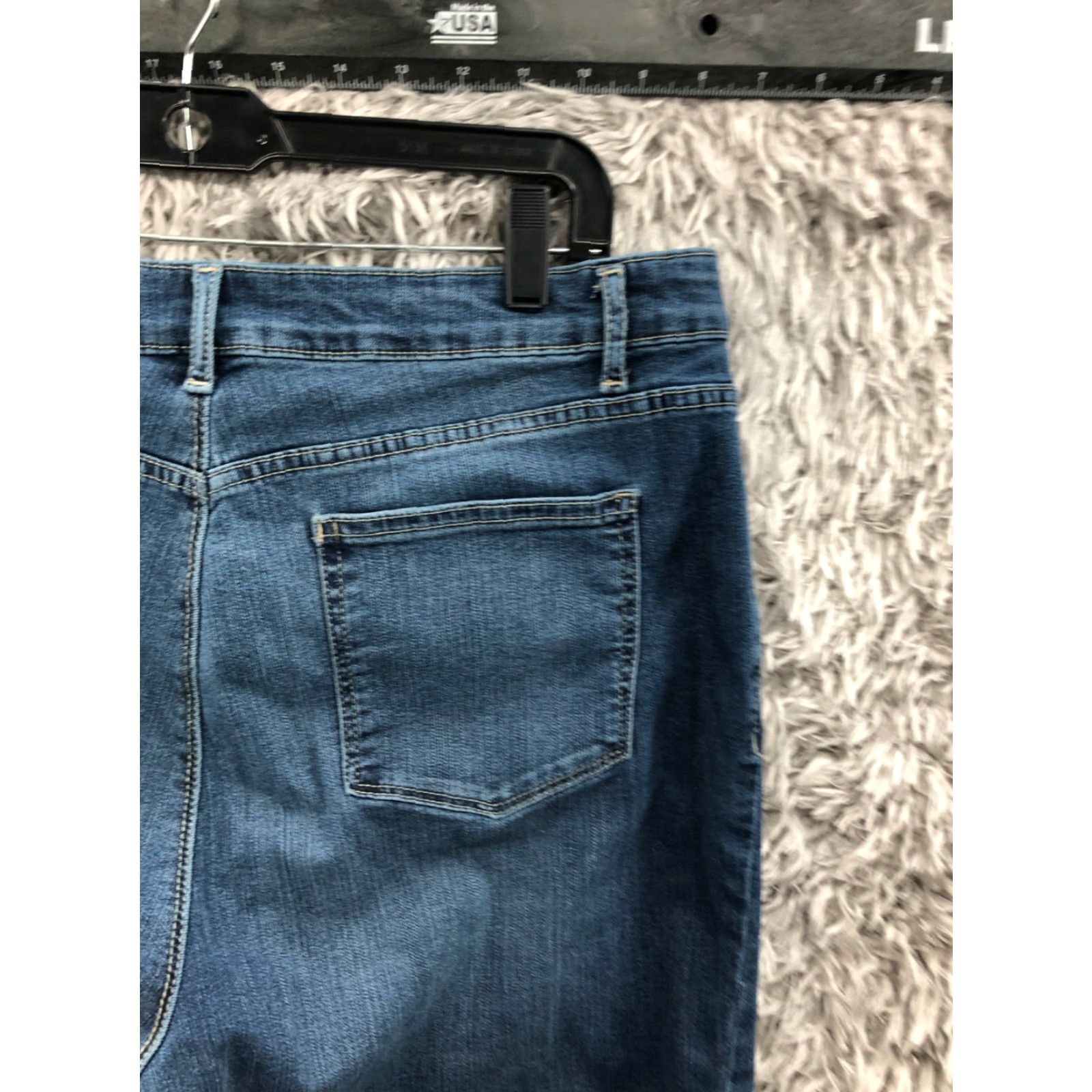 Vintage Time & TRU Jeans Time And Tru Denim Straight 16 Womens High Rise Medium Blue 5-Pocket Regular Size 32 Waist Inseam 27 Comfort Size 38" / US 16 / IT 52 - 6 Thumbnail