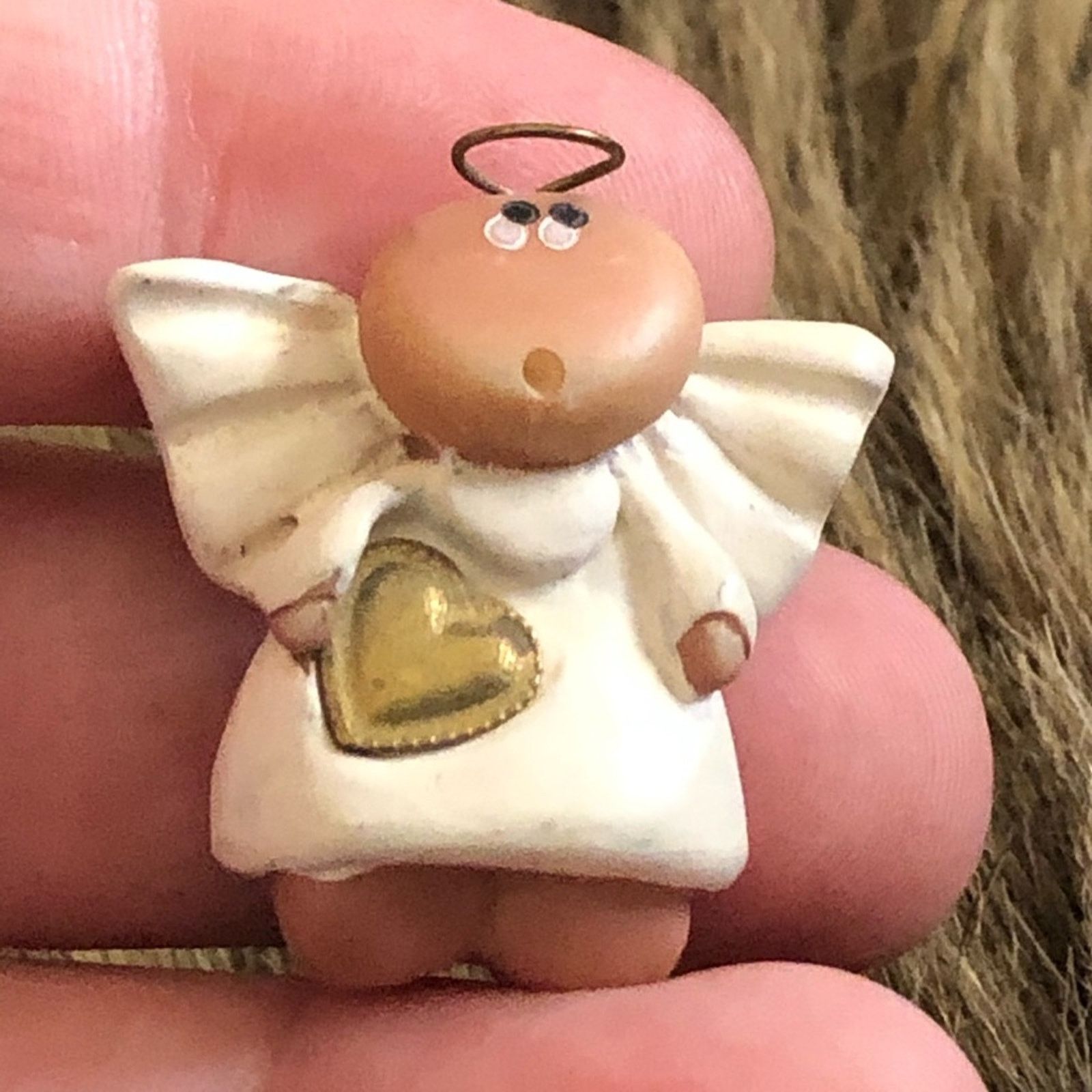 Vintage 2001 Kirks Kritters Russ angel cheeks heart pin Size ONE SIZE - 3 Thumbnail