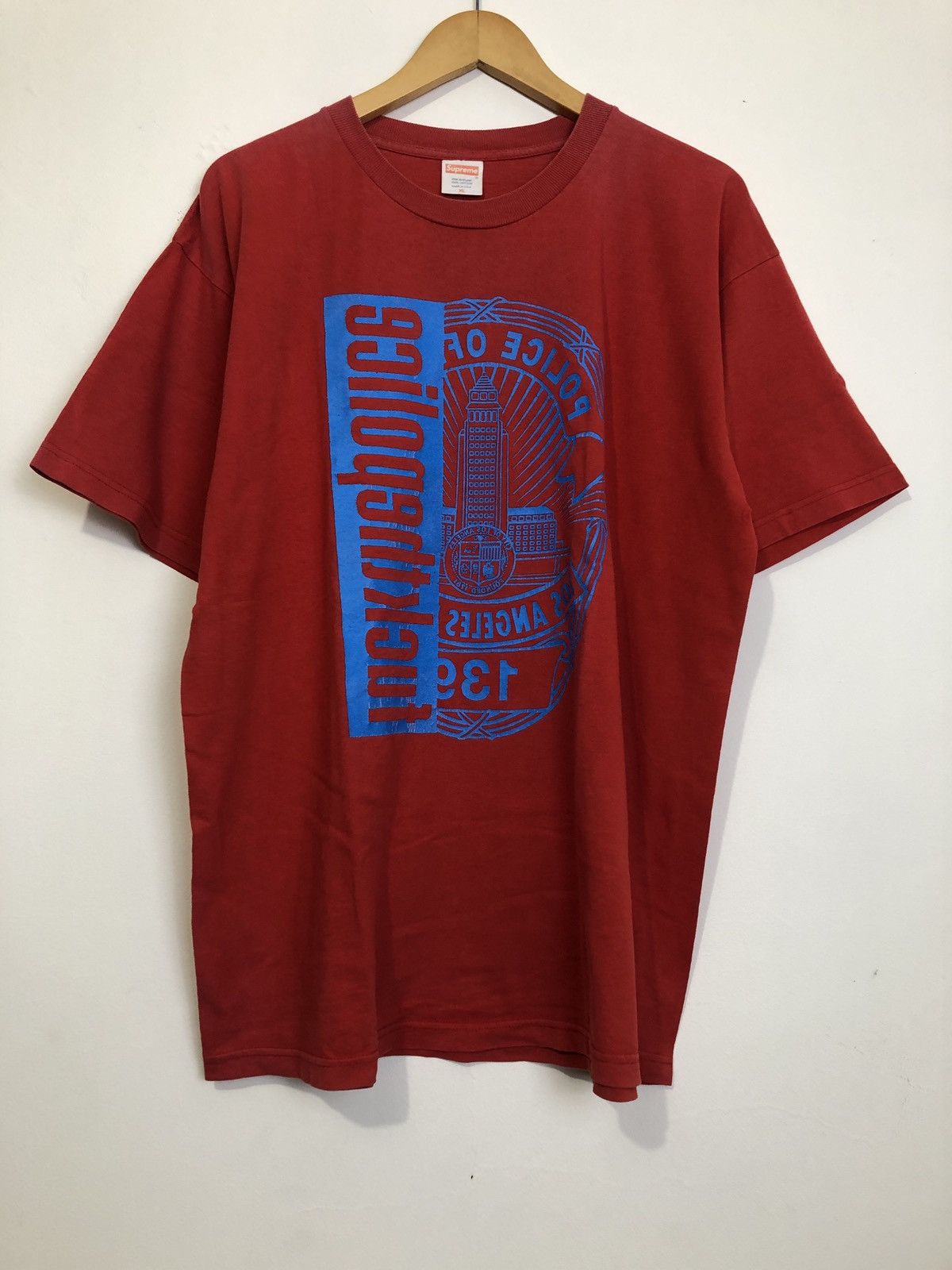Supreme Supreme T-Shirt Size US XL / EU 56 / 4 - 1 Thumbnail