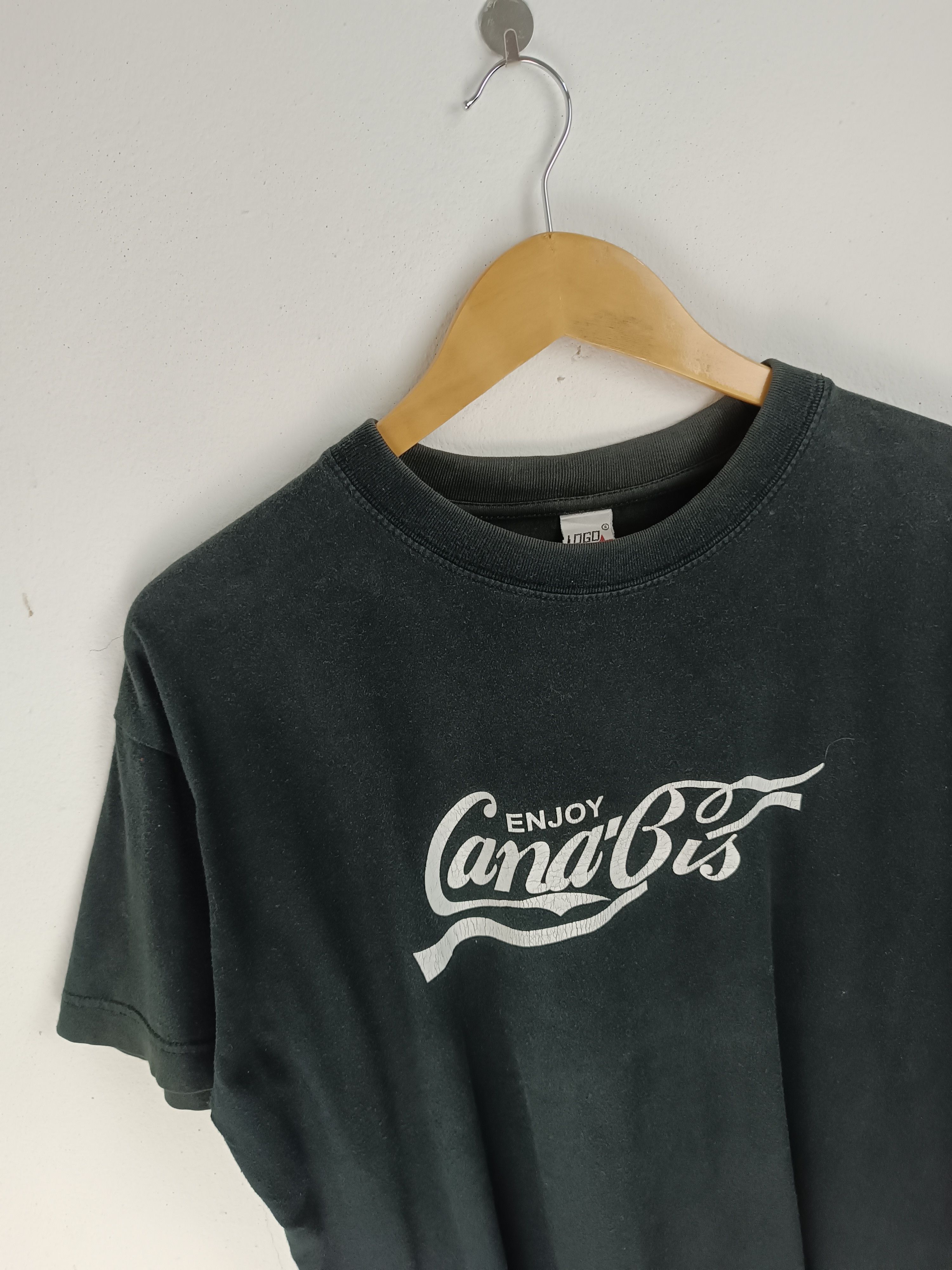 Vintage VINTAGE 2000s FADED ENJOY CANNABIS MARIJUANA HIGH CULTURE TS Size US L / EU 52-54 / 3 - 5 Thumbnail
