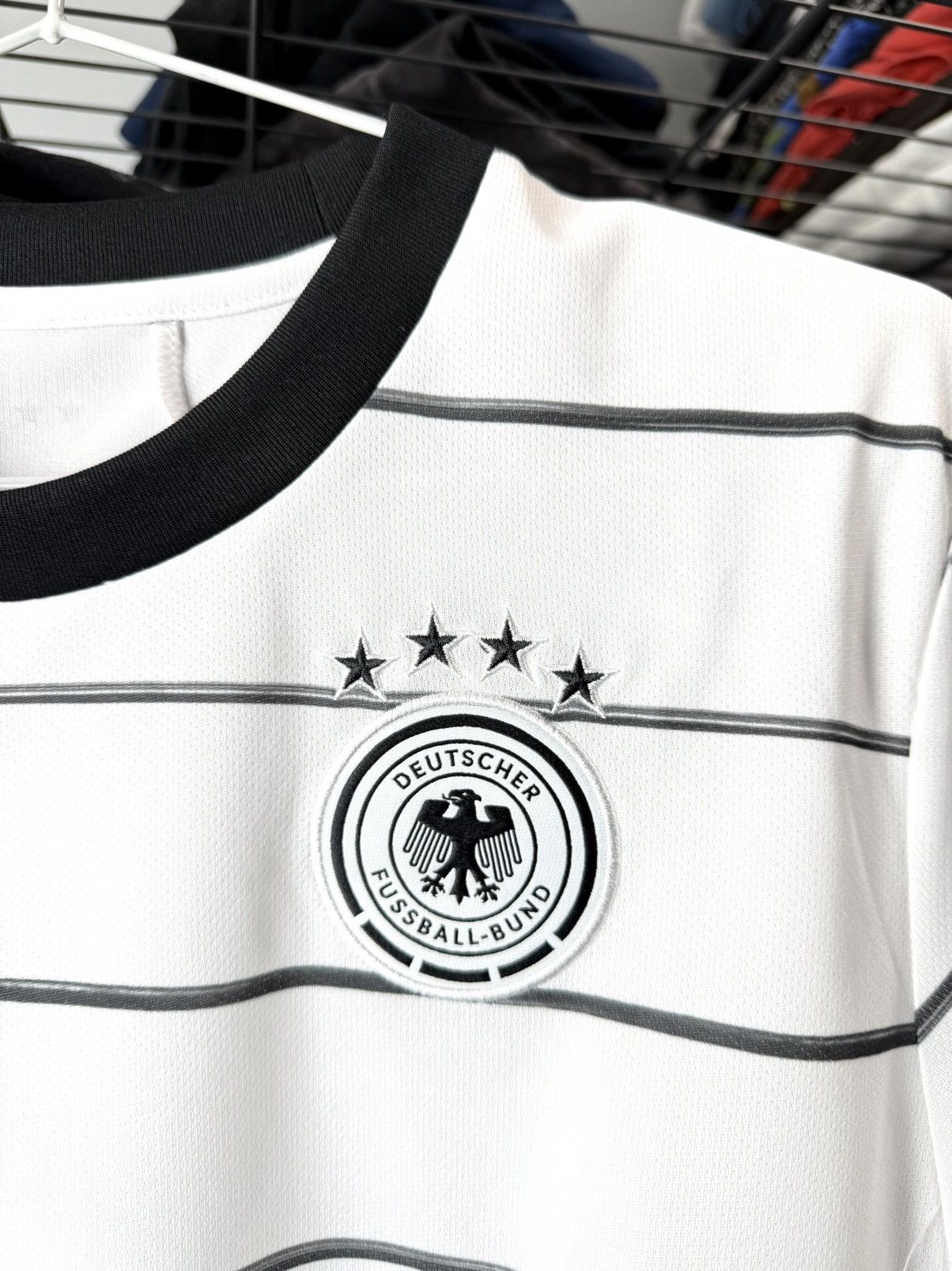 Adidas Vintage 2019 Adidas Germany Soccer Jersey T Shirt Size US L / EU 52-54 / 3 - 4 Thumbnail