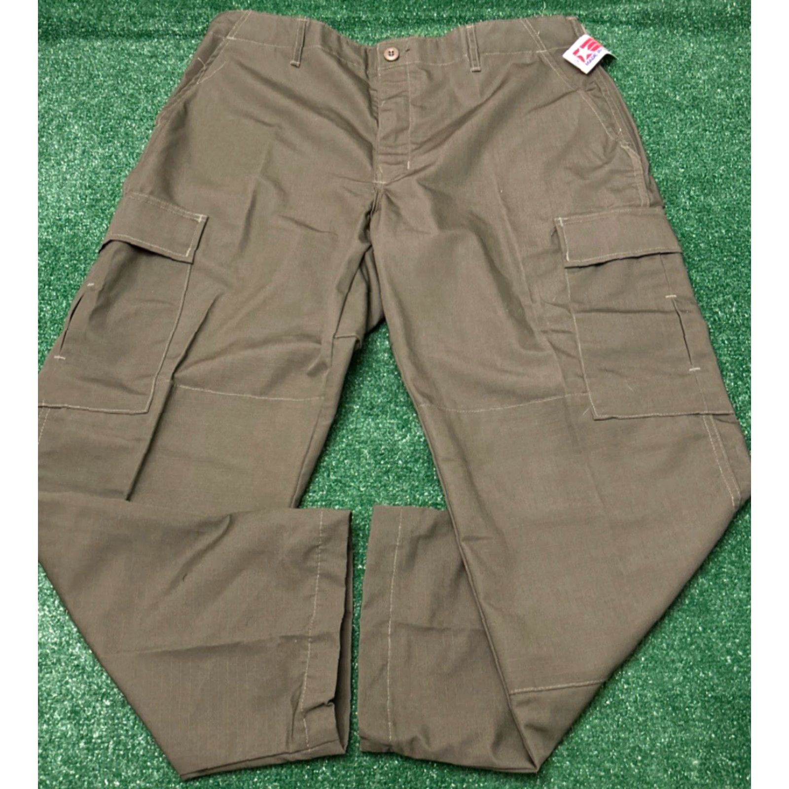 Vintage VINTAGE Camco Army Green Cargo Pants Utility Mens Size 36 Military USA New Tags 36x29 Pants Mens Baggy Cargo USA Military Camco Green Size US 36 / EU 52 - 2 Thumbnail