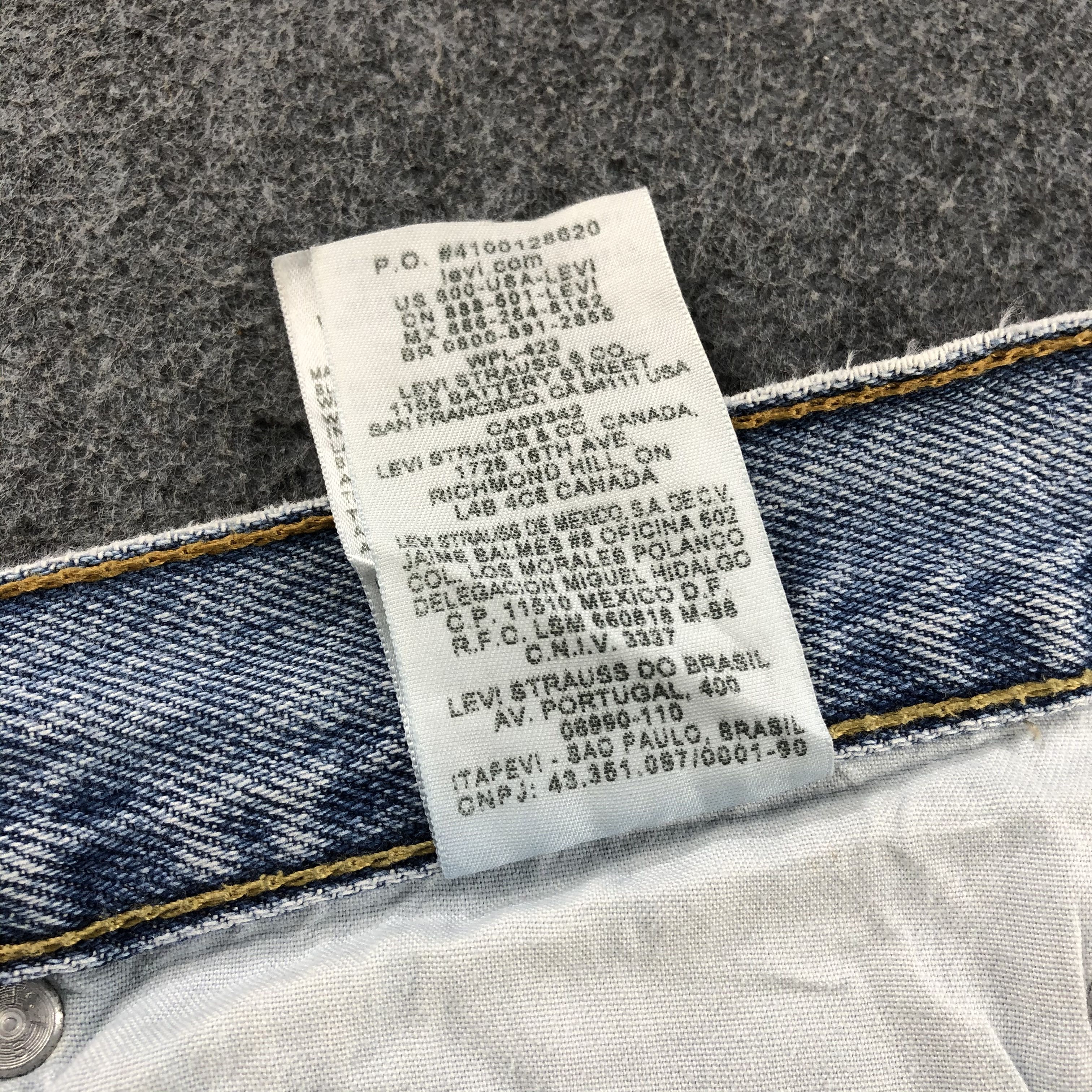 Levi's Vintage Light Wash Levis 550 Jeans-J2297 Size US 35 - 16 Thumbnail