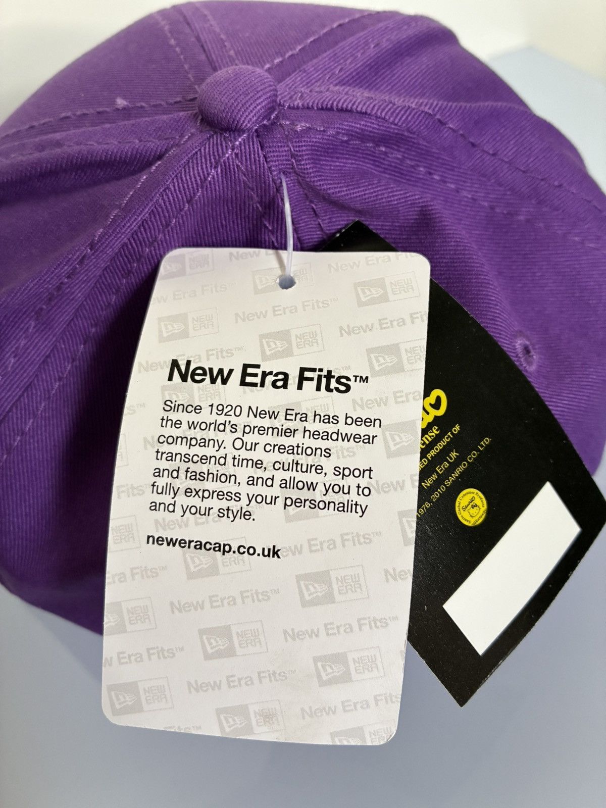 New Era 2010 BRAND NEW Hello Kitty X New Era cap! Size ONE SIZE - 8 Thumbnail